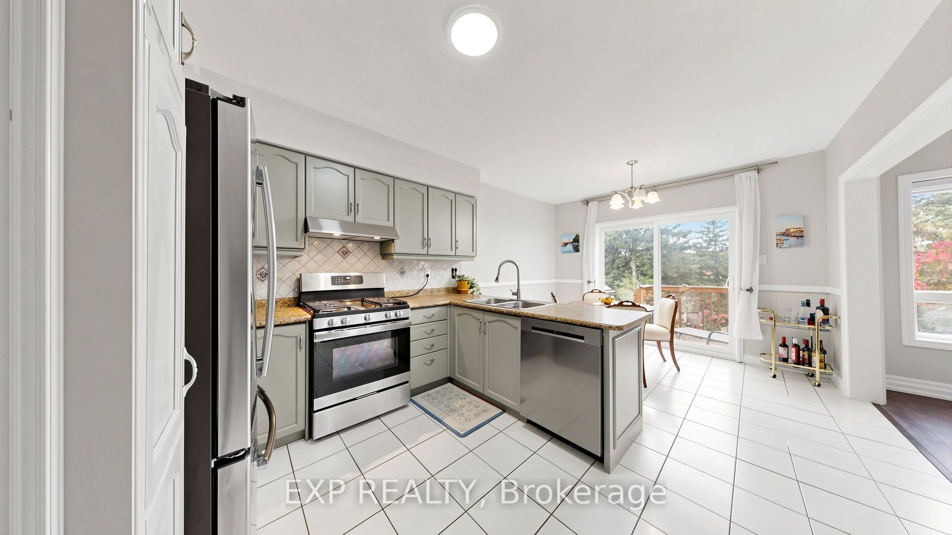 416 Bartholomew Drive Property Photo 9