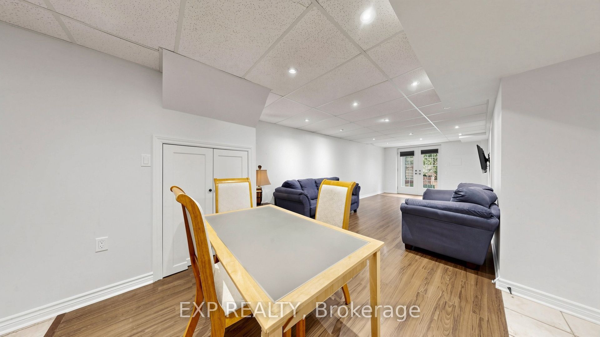 416 Bartholomew Drive Property Photo 28