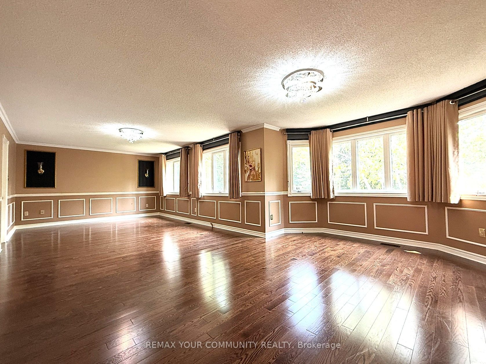 7 Crescentview Road Property Photo 9