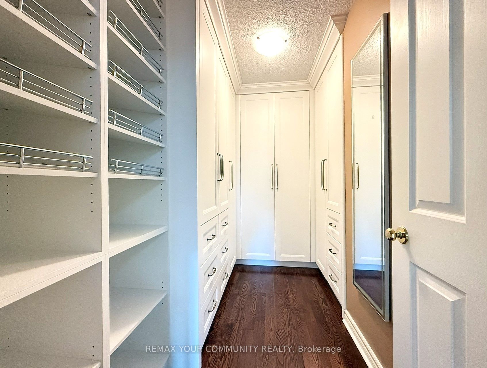 7 Crescentview Road Property Photo 10