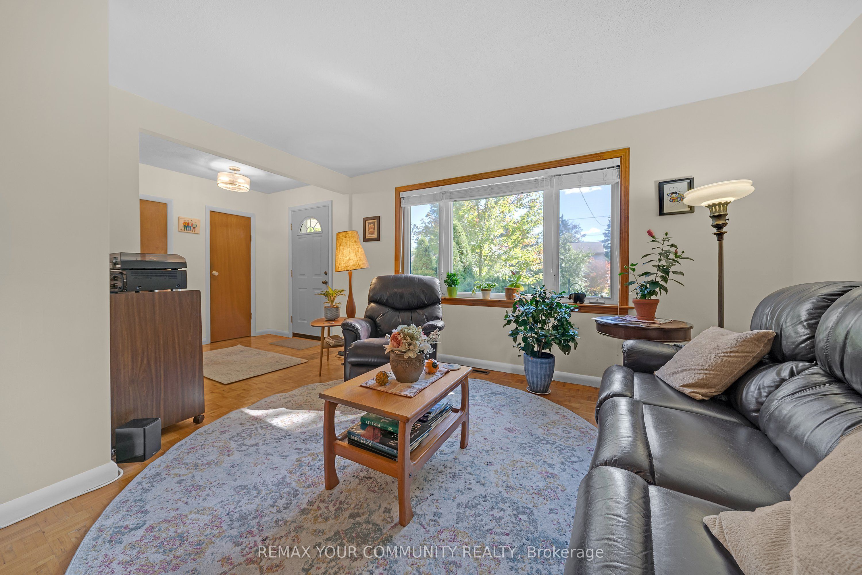 223 Richmond Street Property Photo 11