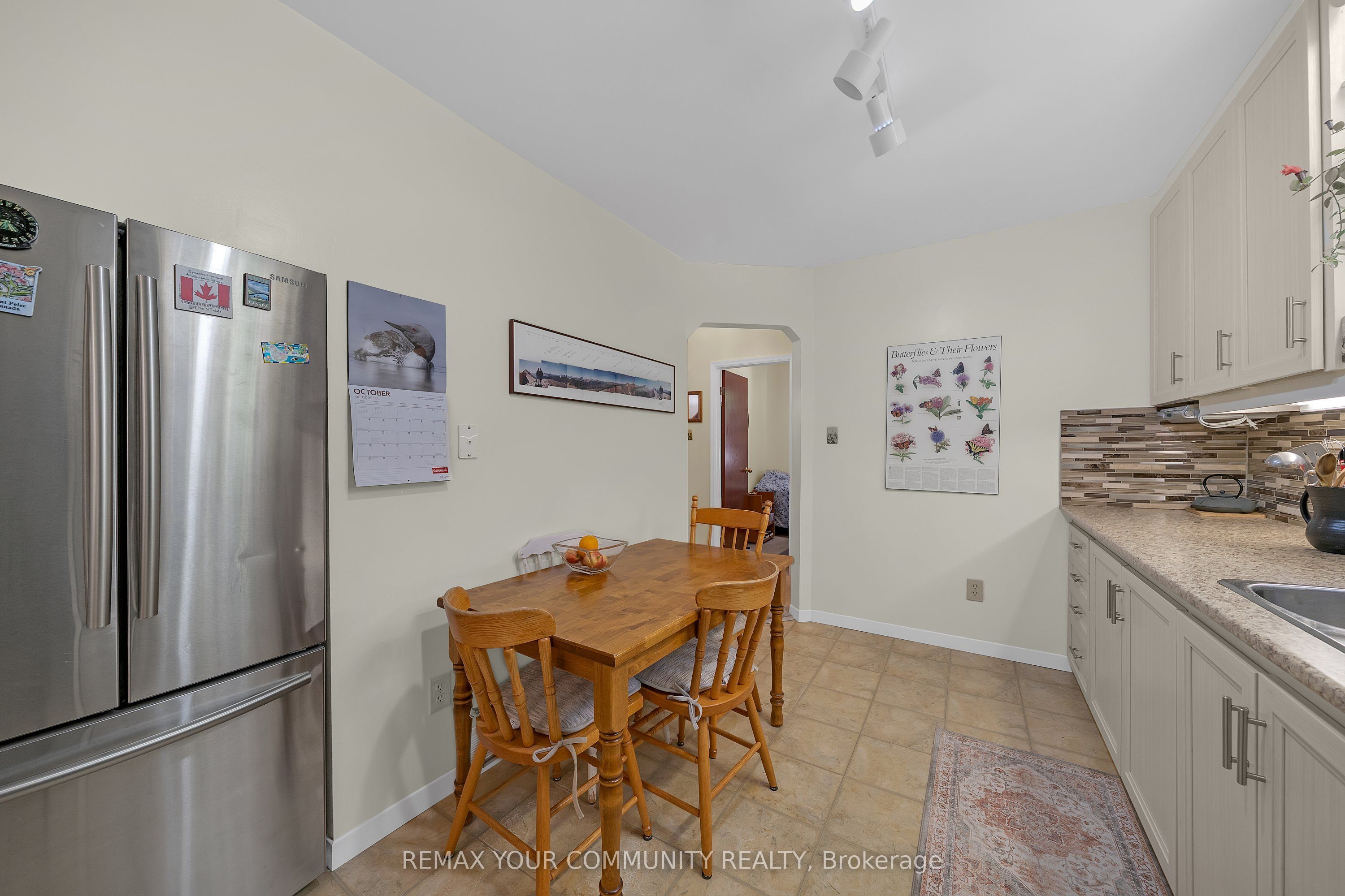 223 Richmond Street Property Photo 14