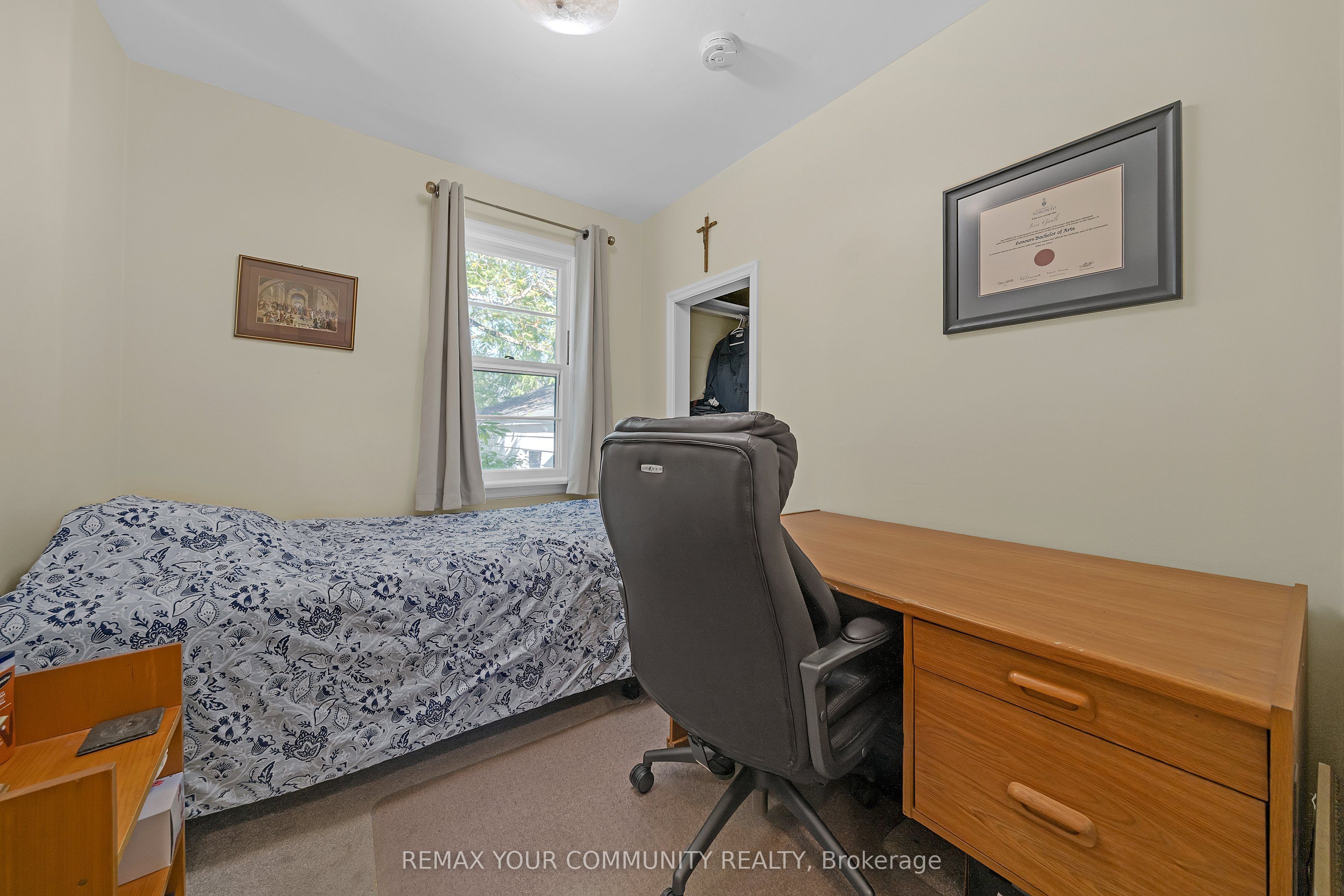 223 Richmond Street Property Photo 18