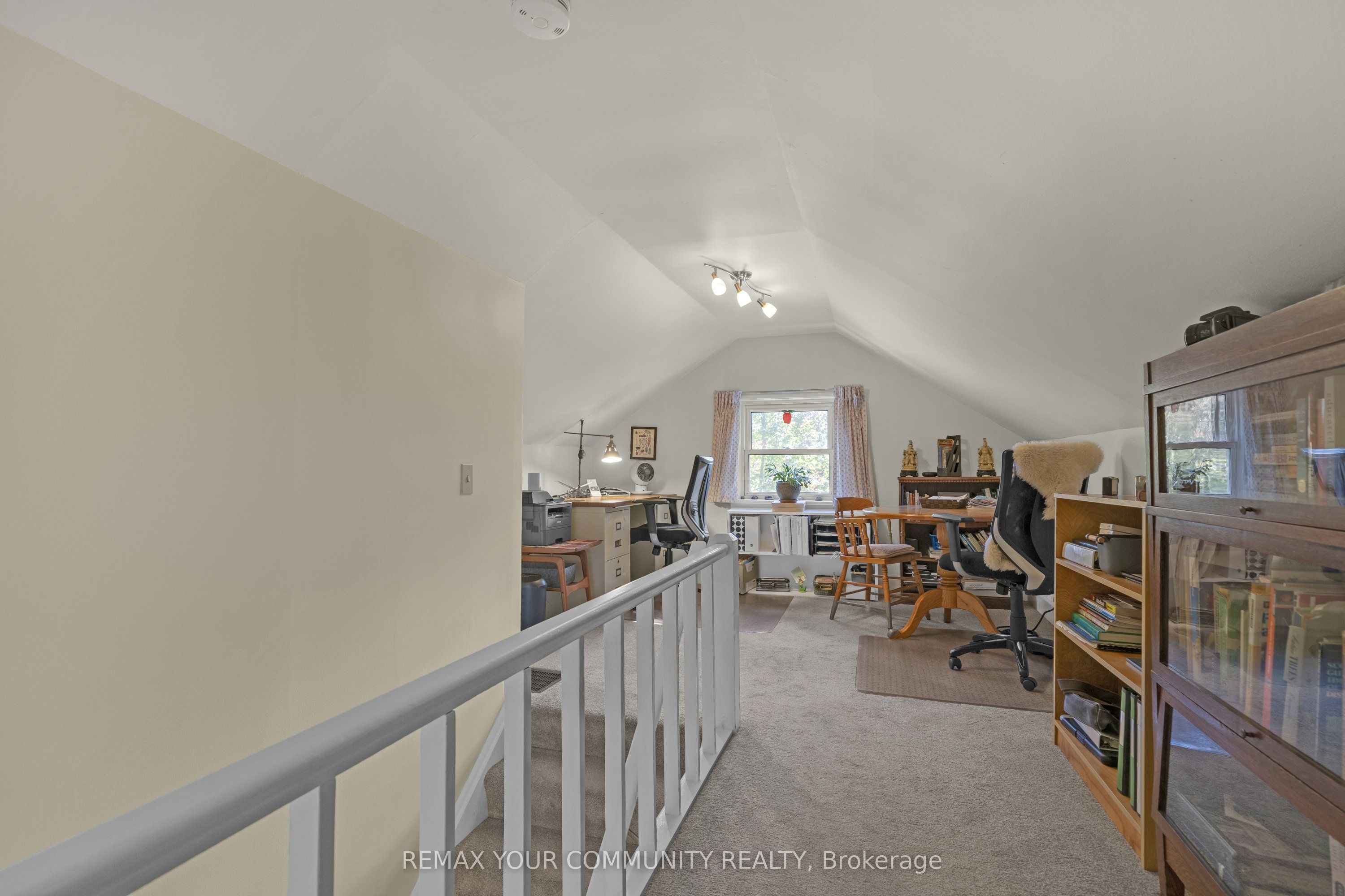 223 Richmond Street Property Photo 21