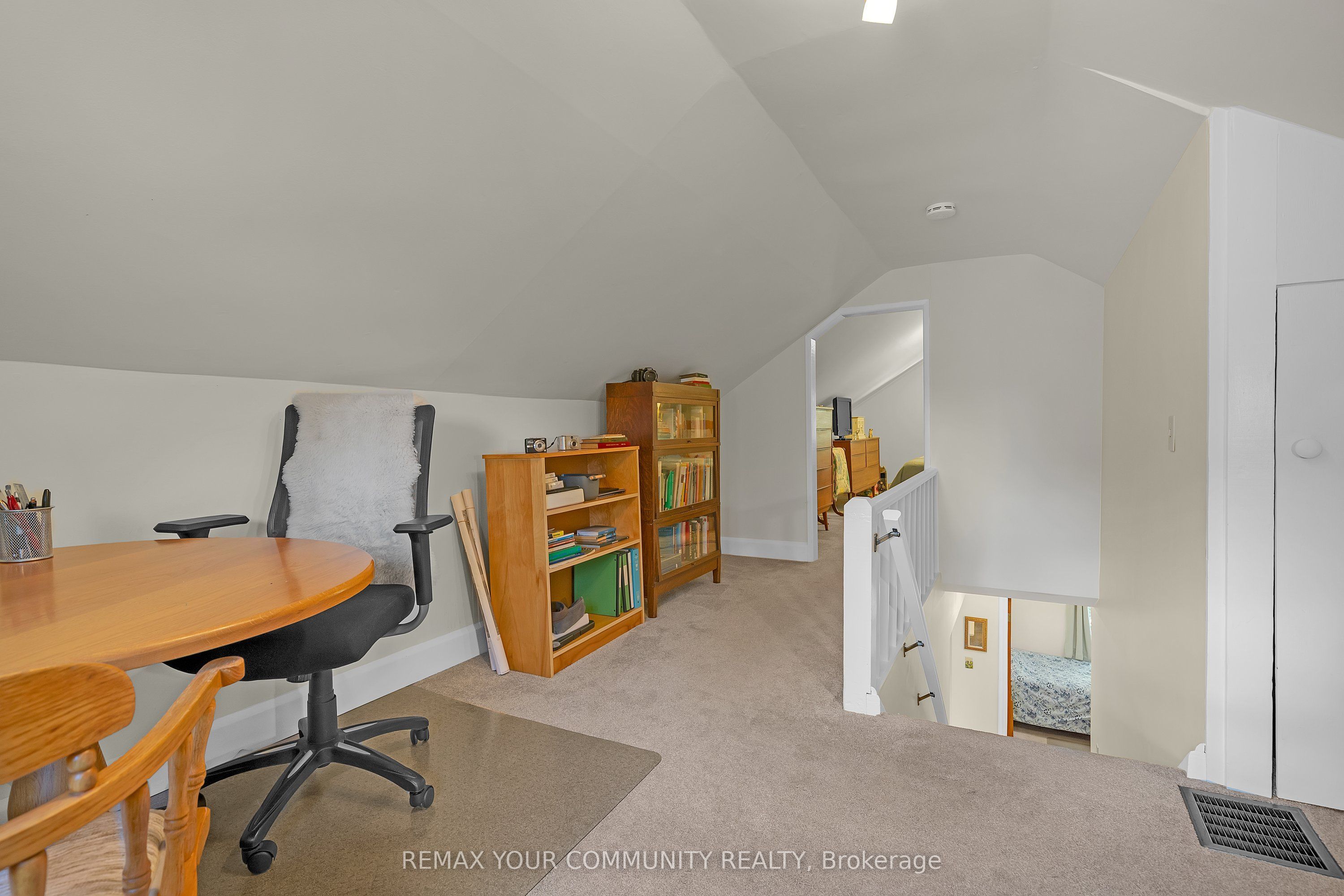 223 Richmond Street Property Photo 22