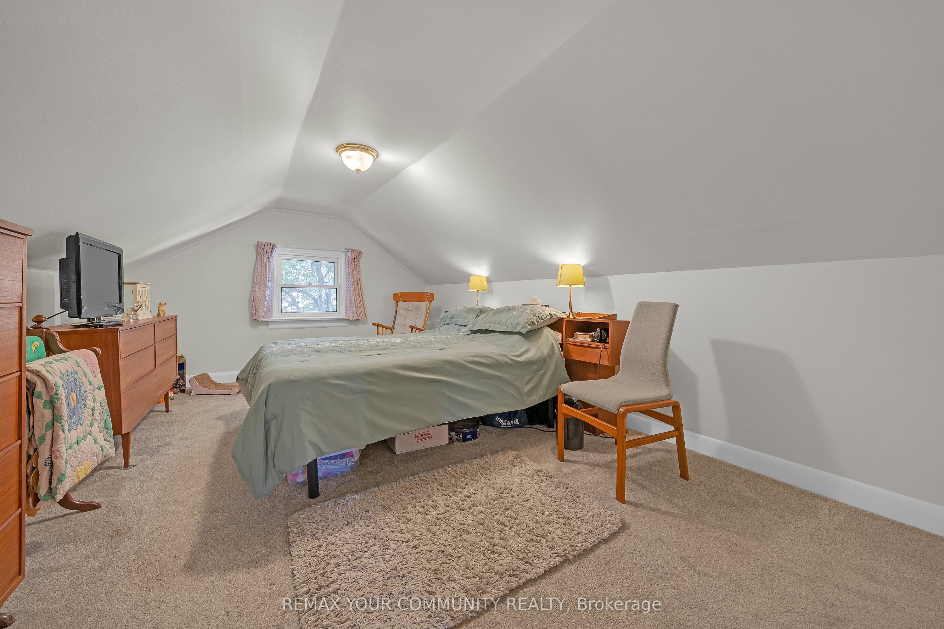 223 Richmond Street Property Photo 23