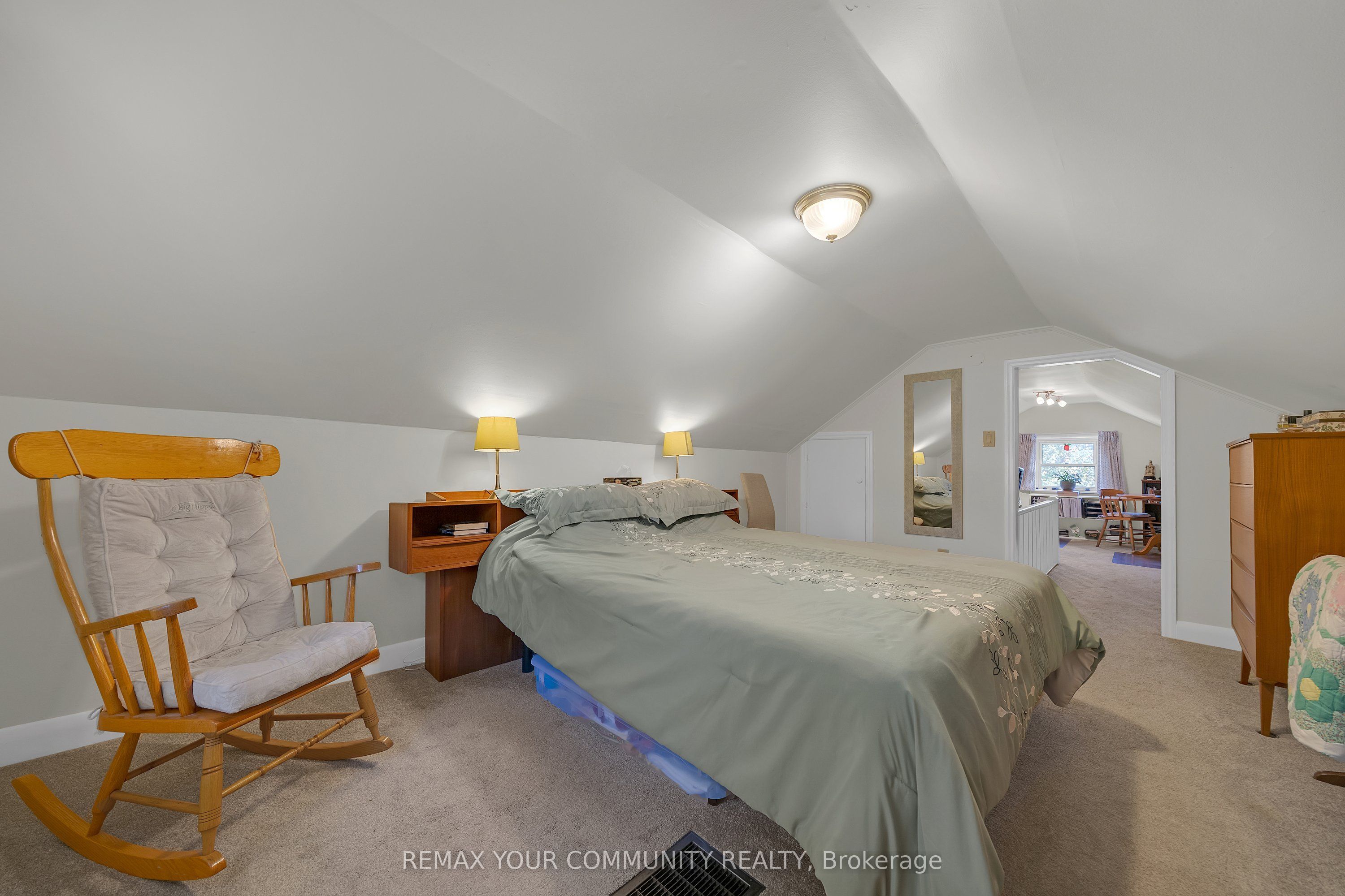 223 Richmond Street Property Photo 24