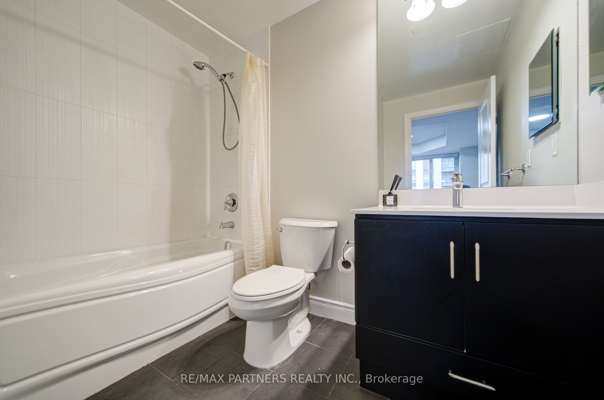 89 South Town Centre Boulevard 1009 Property Photo 11