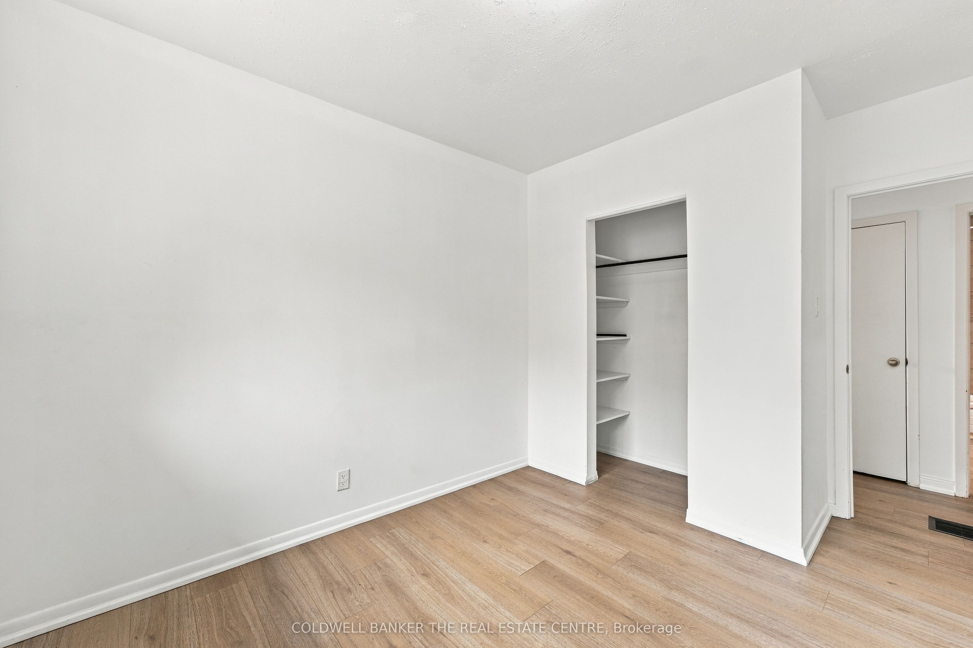 21 Glass Drive Property Photo 18