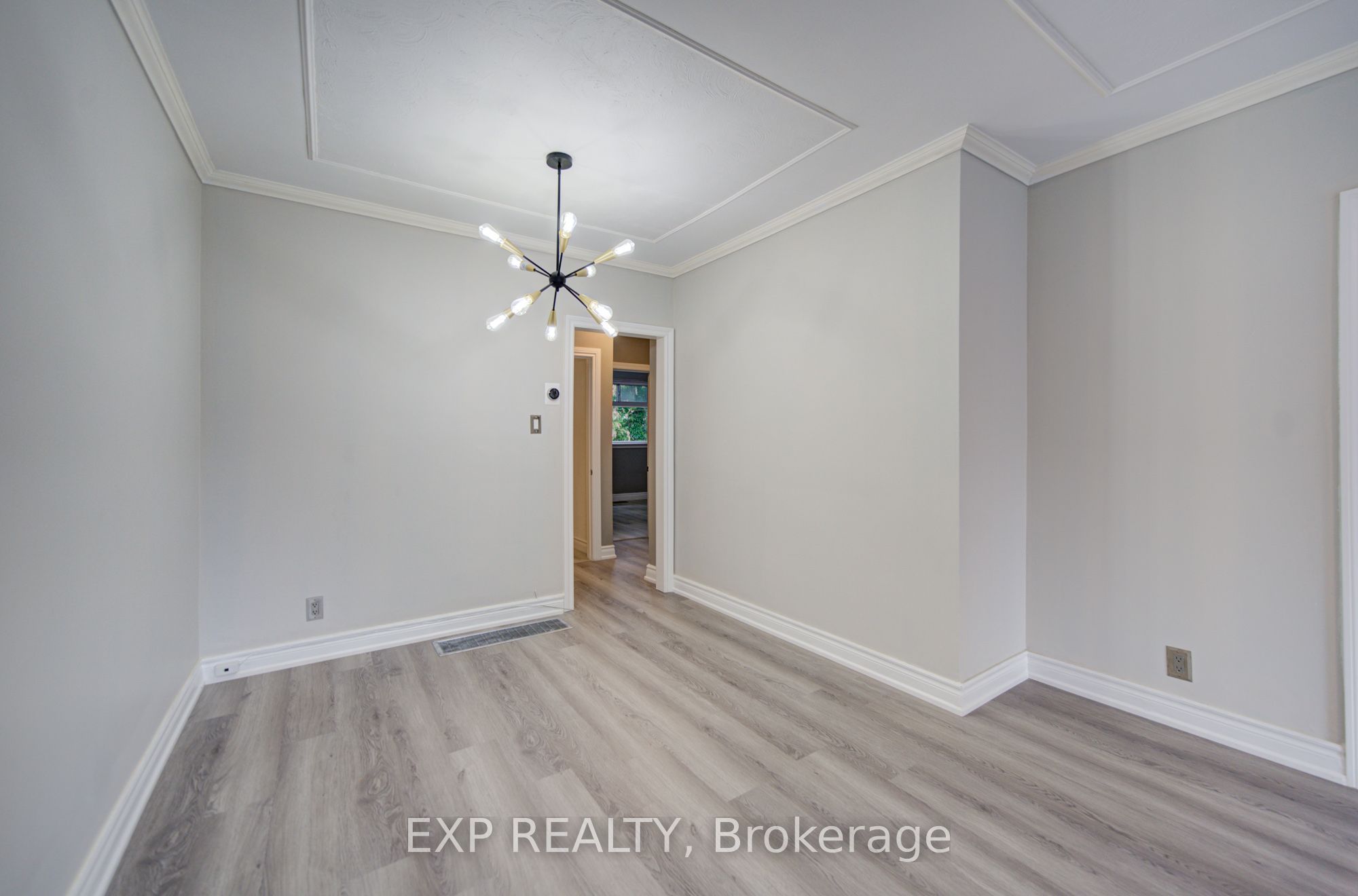 167 Taylor Mills Drive N Property Photo 5