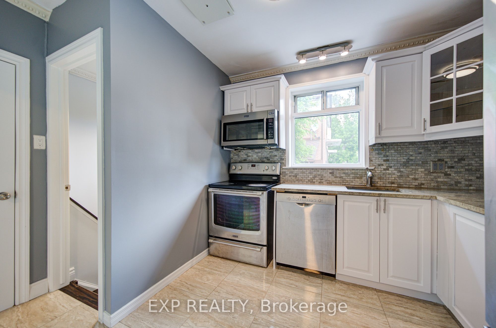 167 Taylor Mills Drive N Property Photo 12