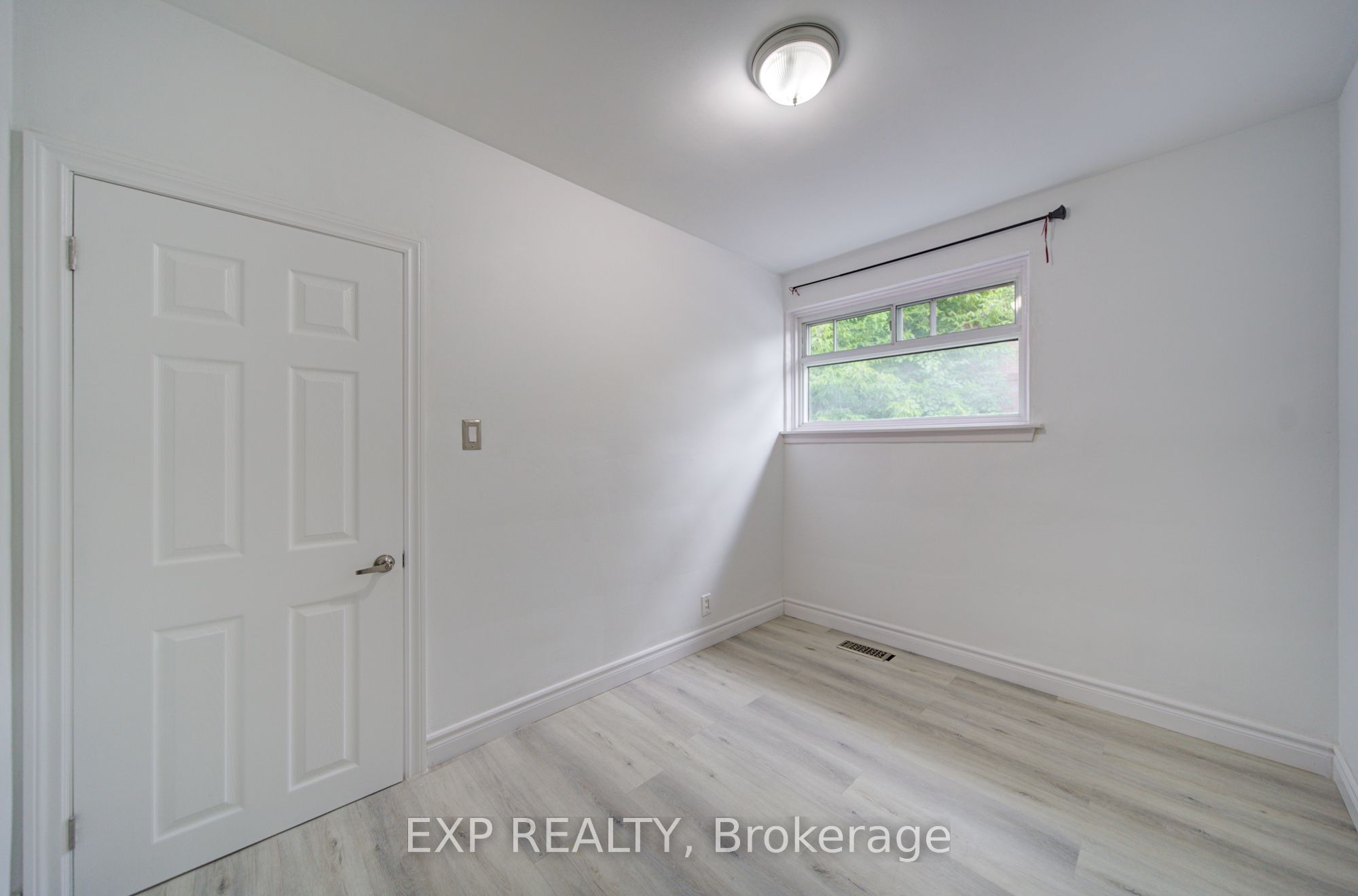 167 Taylor Mills Drive N Property Photo 25
