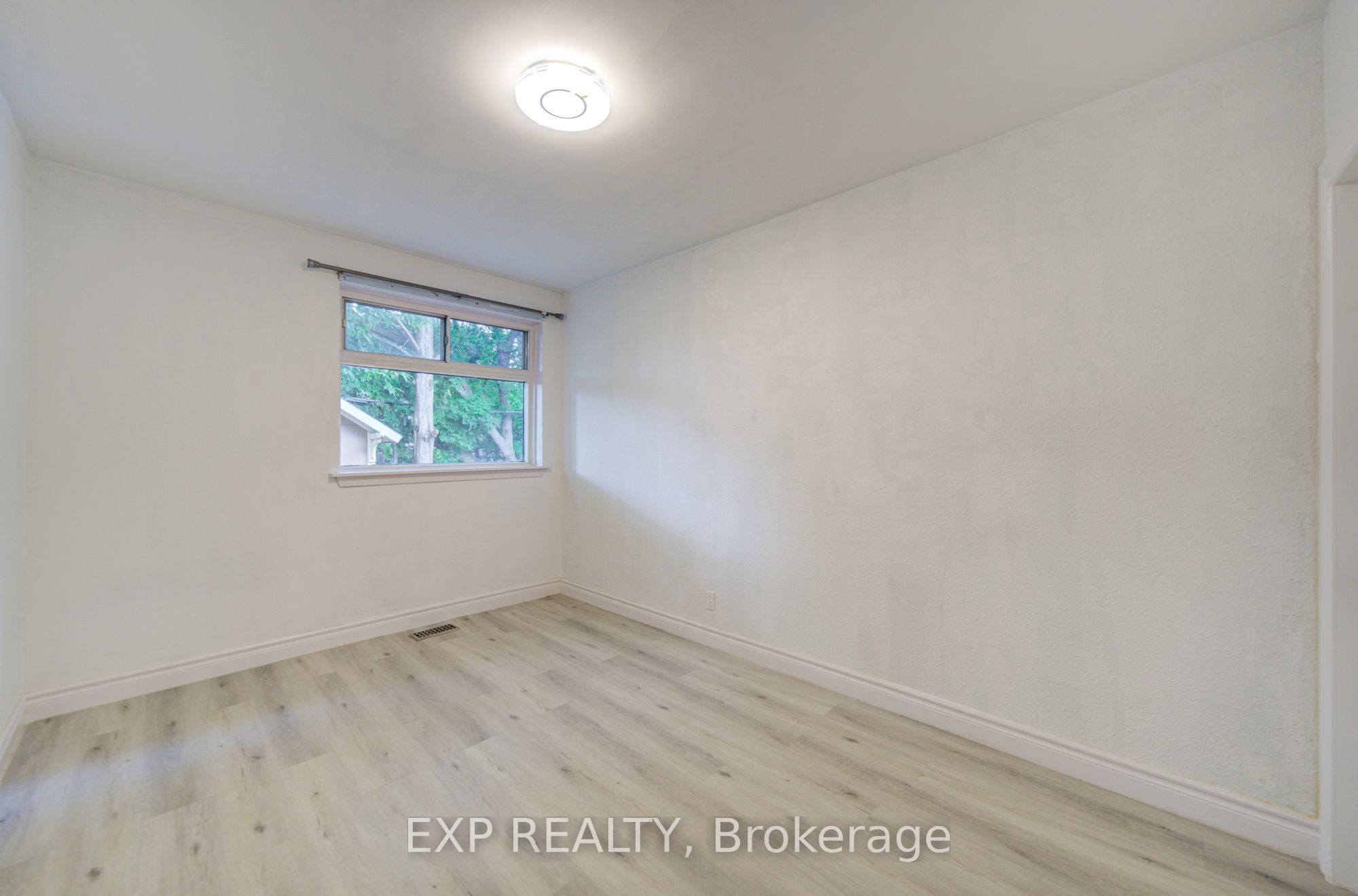 167 Taylor Mills Drive N Property Photo 26