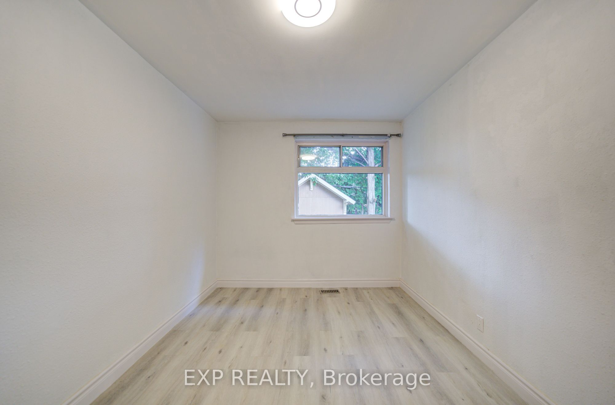 167 Taylor Mills Drive N Property Photo 29