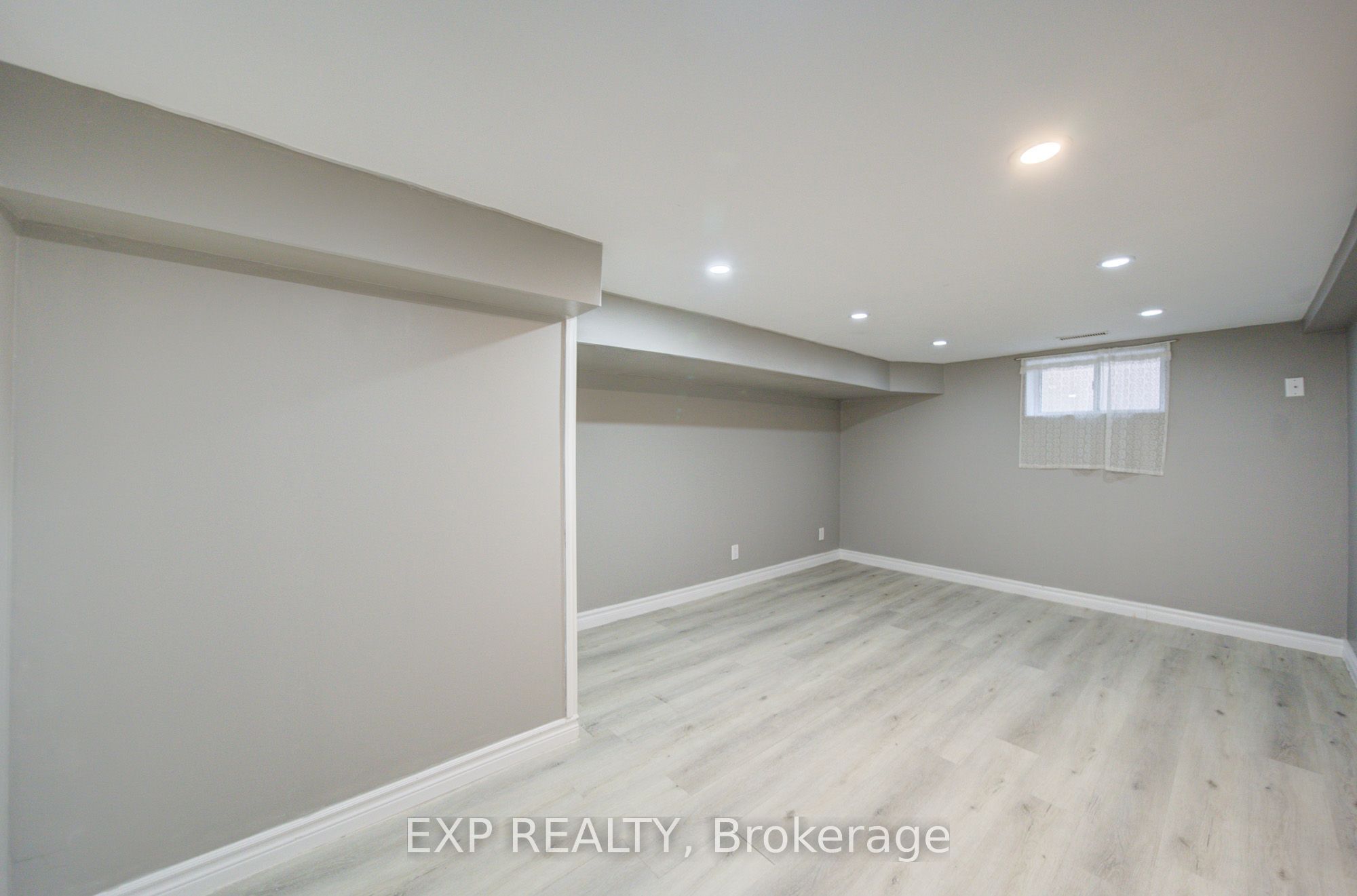 167 Taylor Mills Drive N Property Photo 35