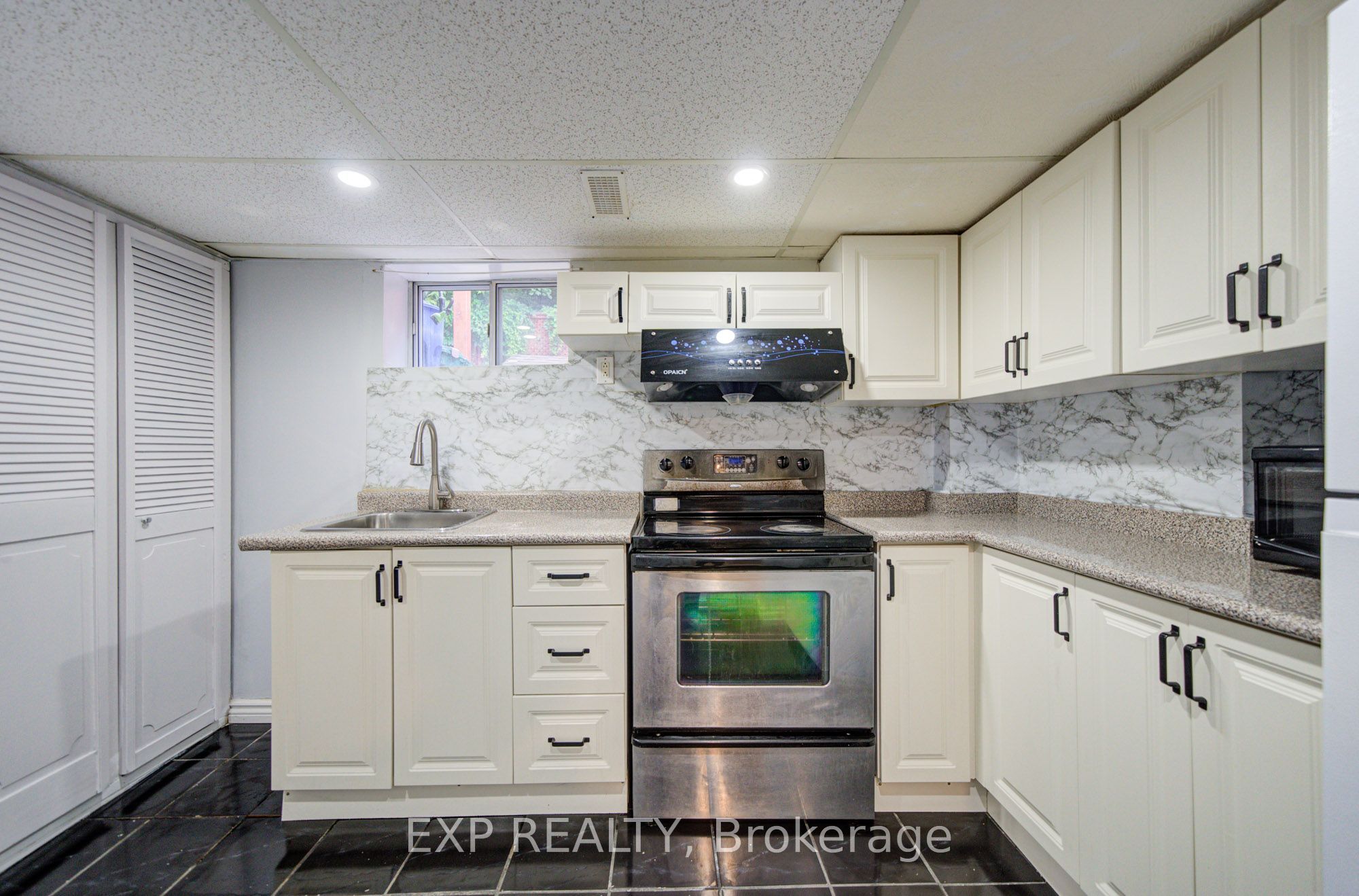 167 Taylor Mills Drive N Property Photo 39