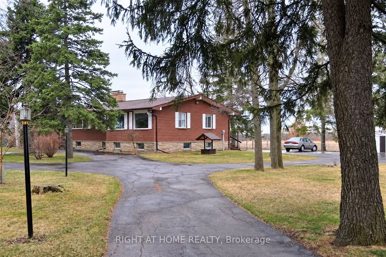 10934 Warden Avenue Property Photo 2