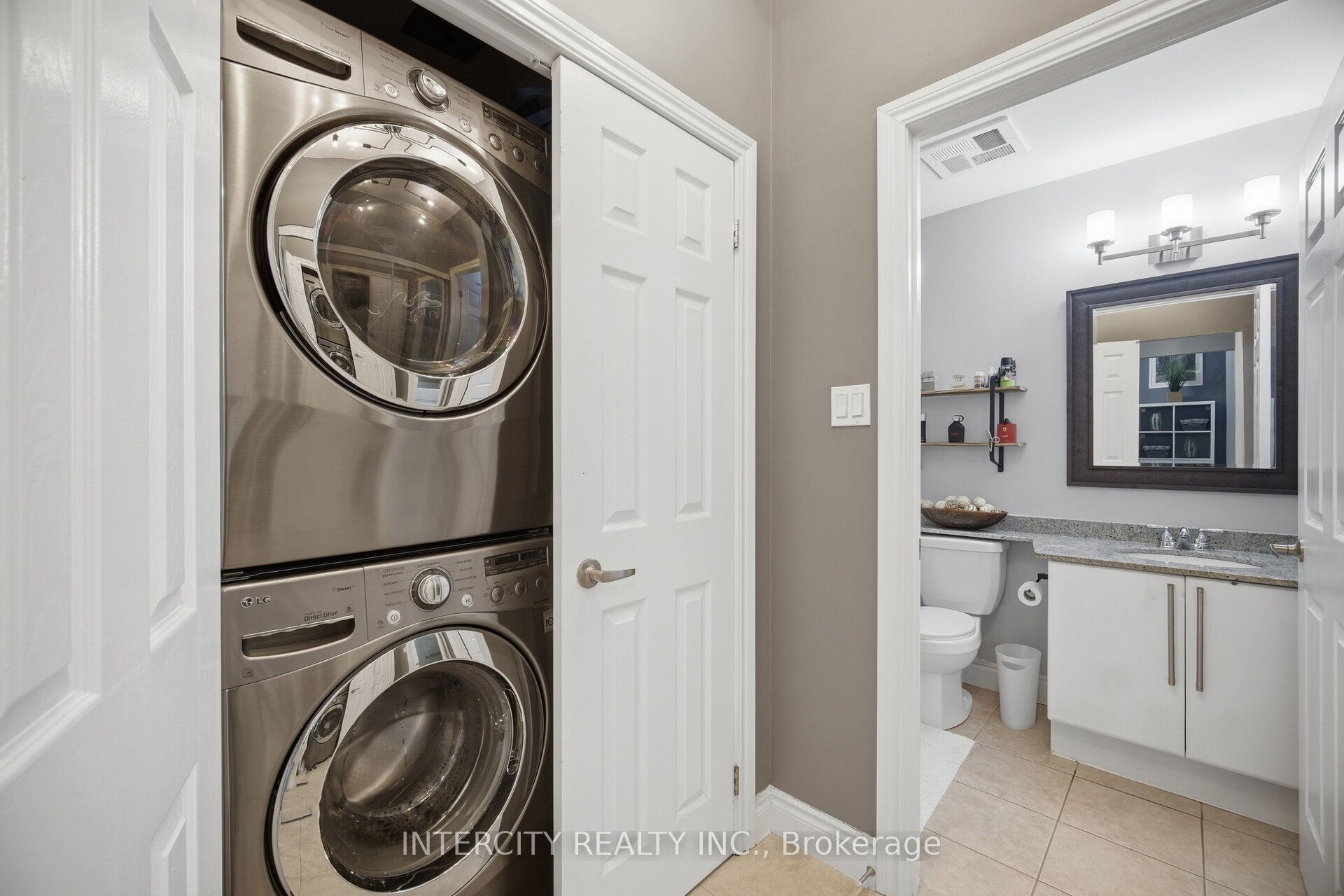 10211 Keele Street 207 Property Photo 17