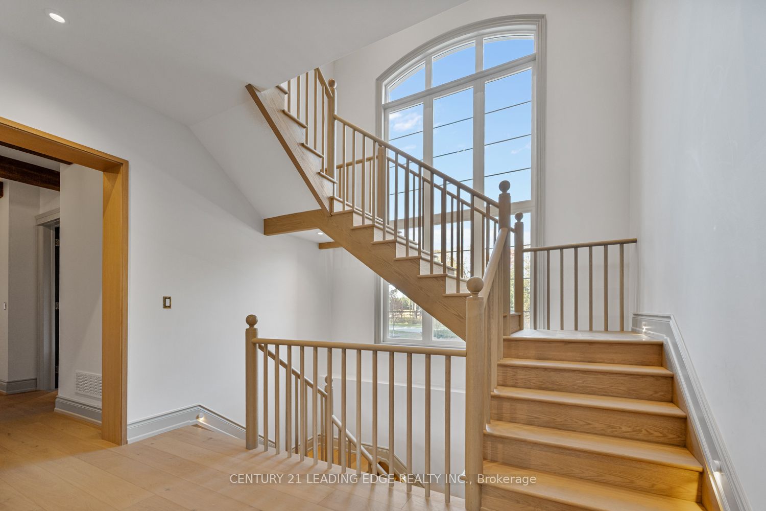 43 Newton Reed Crescent Property Photo 18