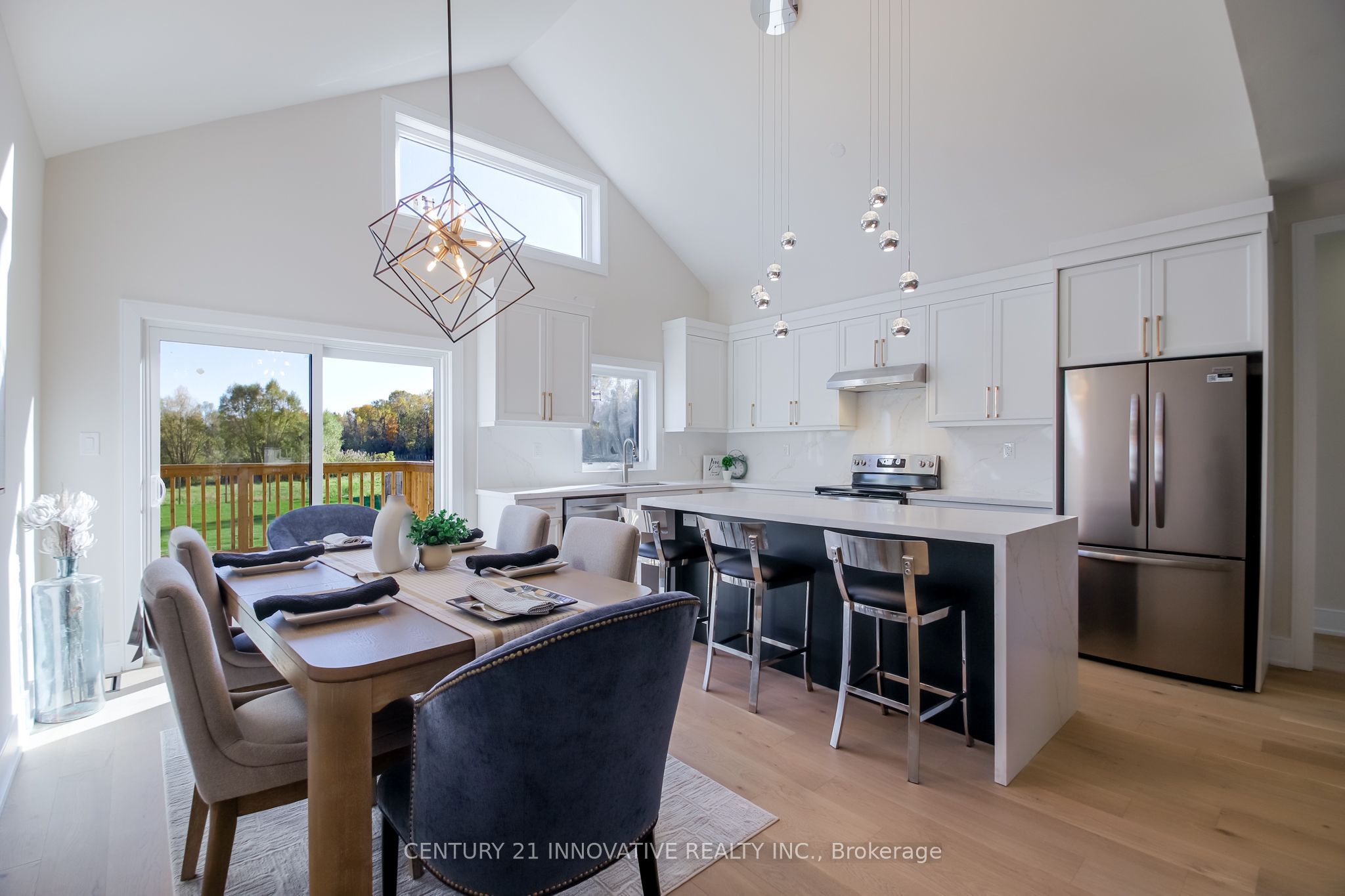 9545 Morning Glory Road Property Photo 6