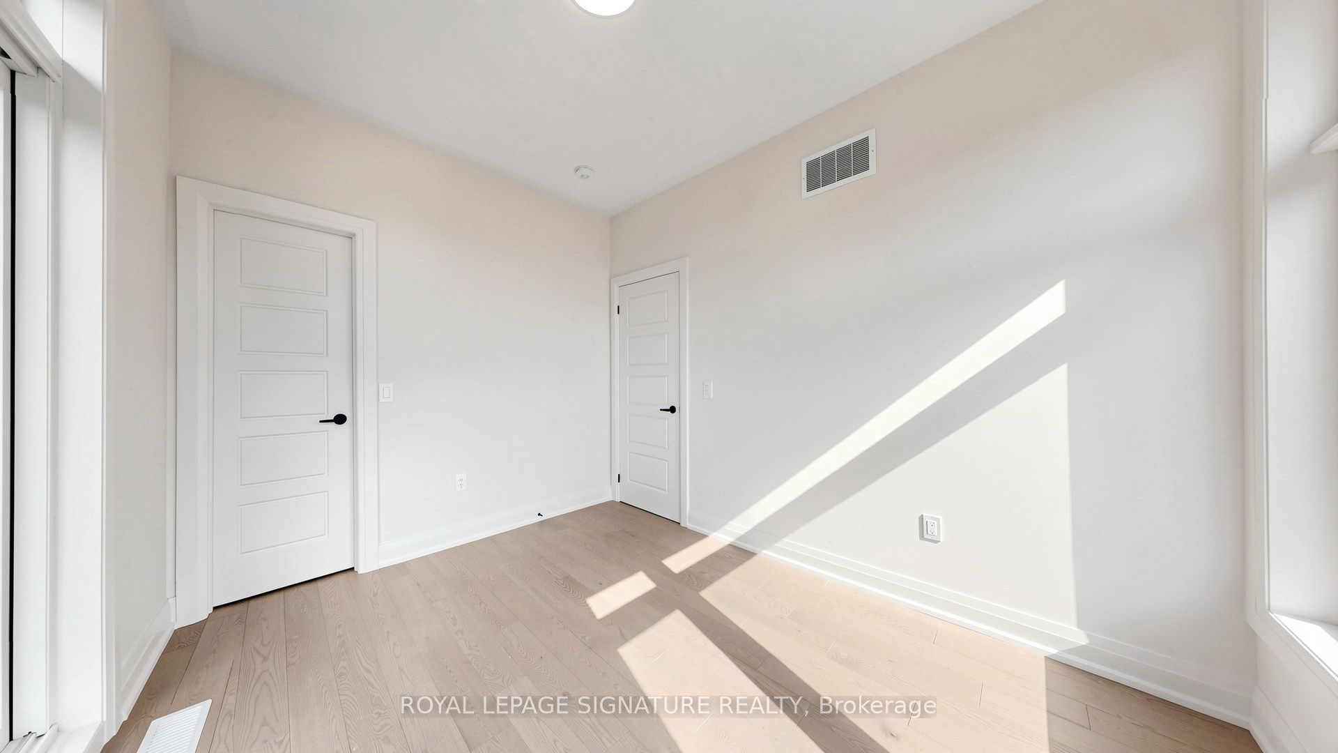 38 Radisson Street Property Photo 34
