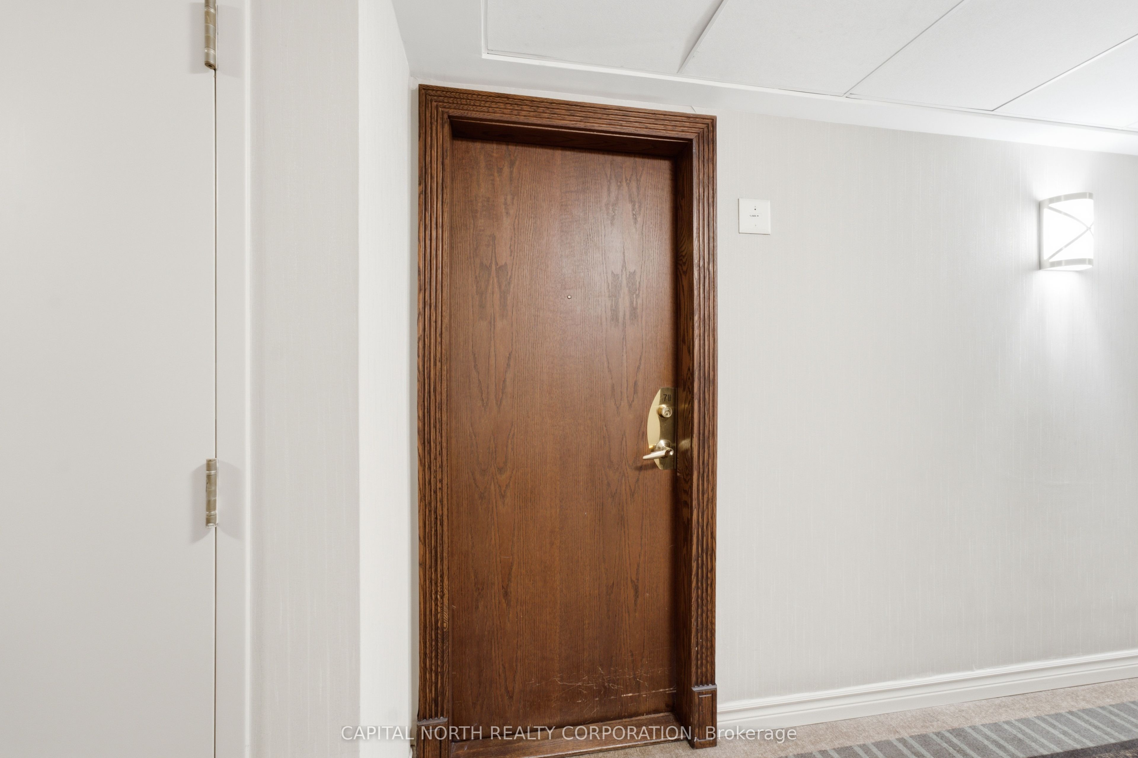 39 Oneida Crescent 711 Property Photo 5