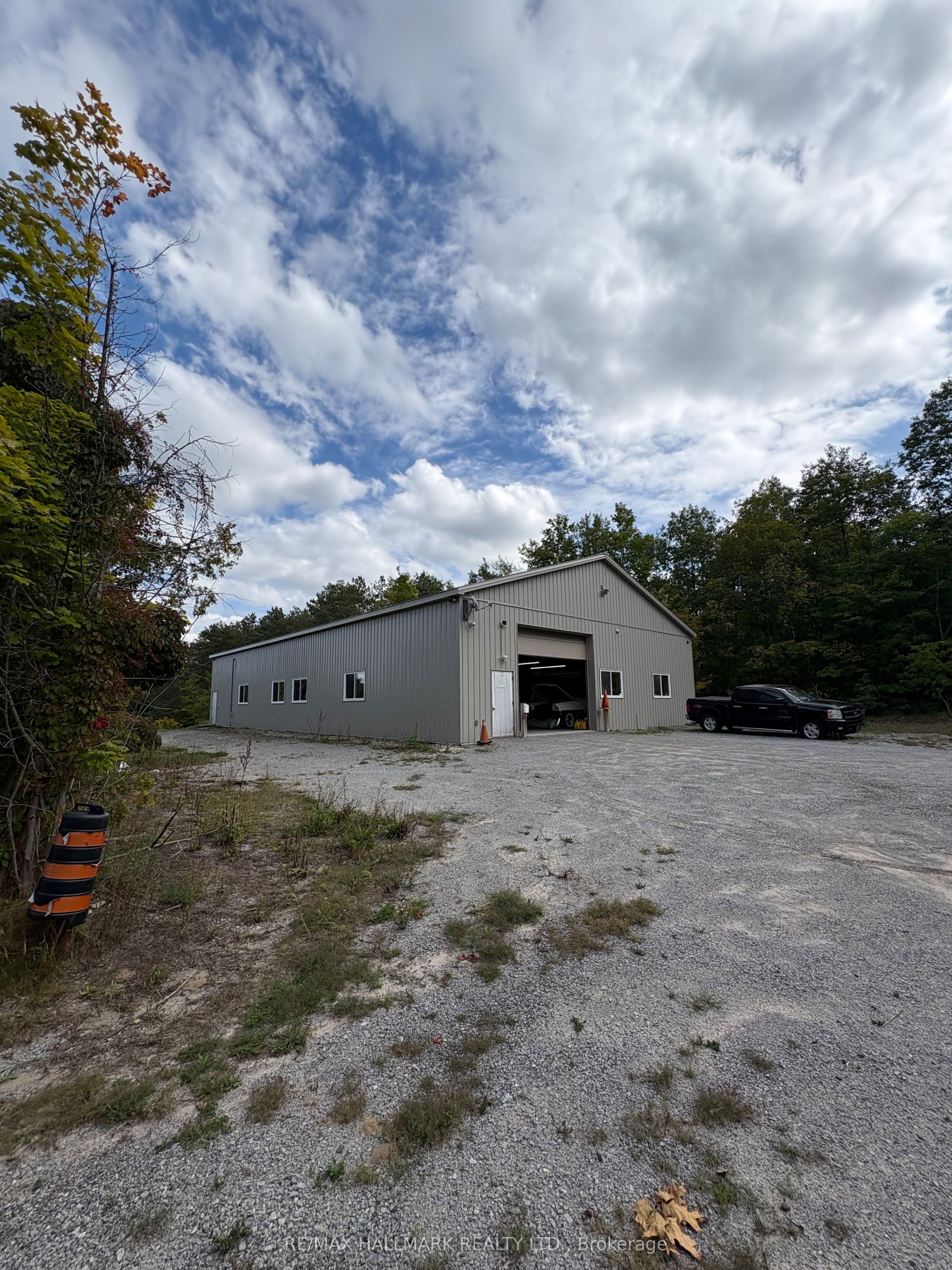 4749 E Aurora Road E Property Photo 13