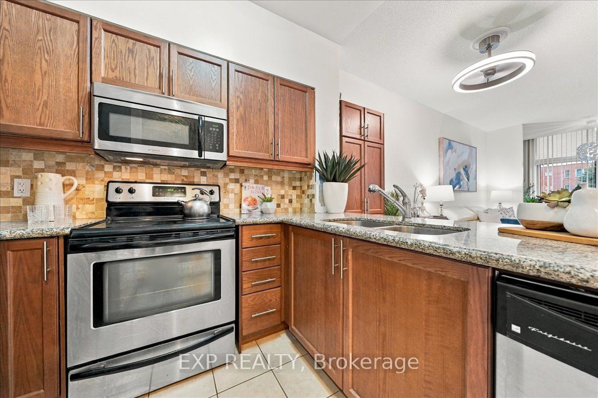 18 Harding Boulevard 117 Property Photo 4