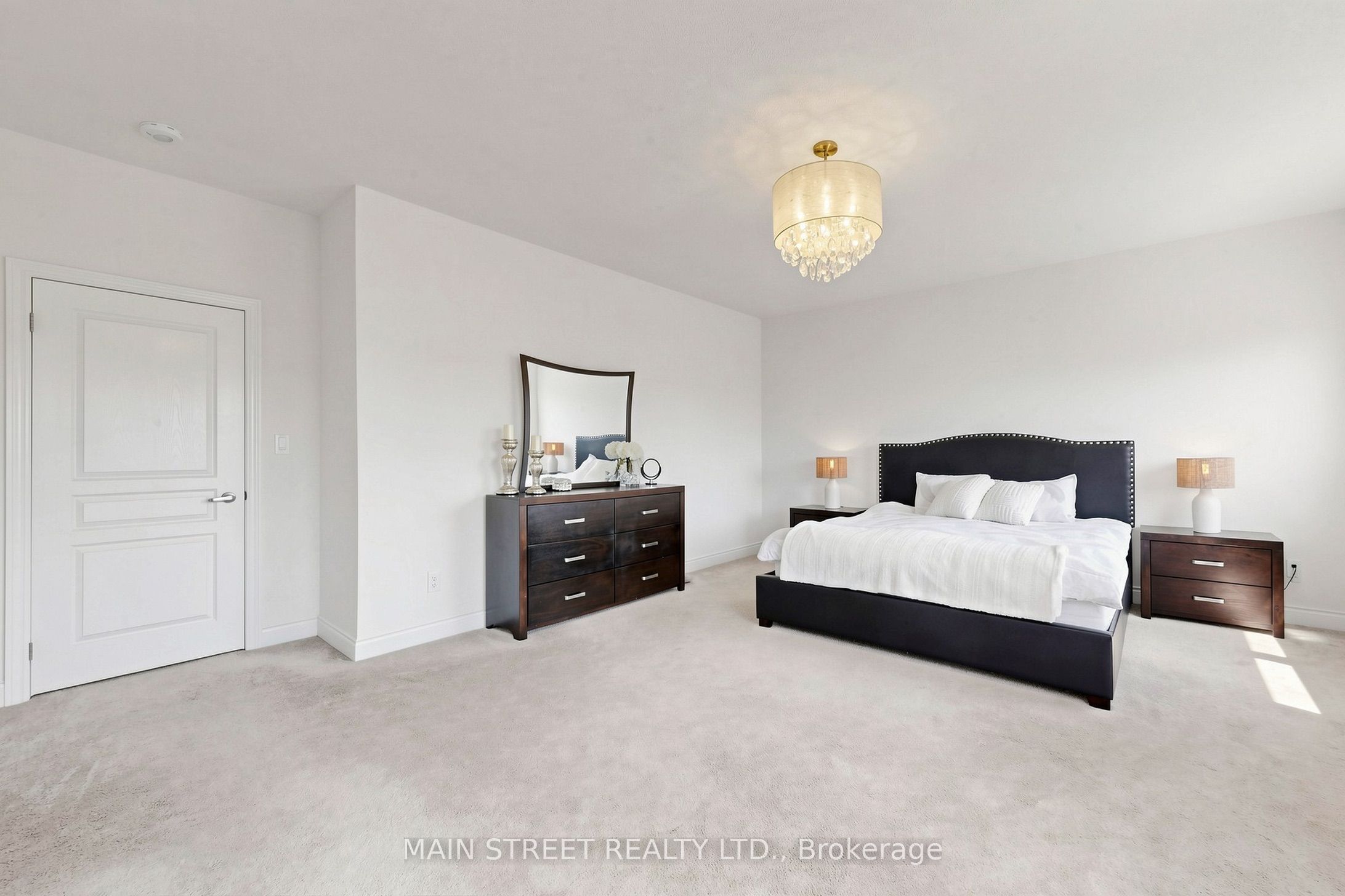 11 Robert Baldwin Boulevard Property Photo 32