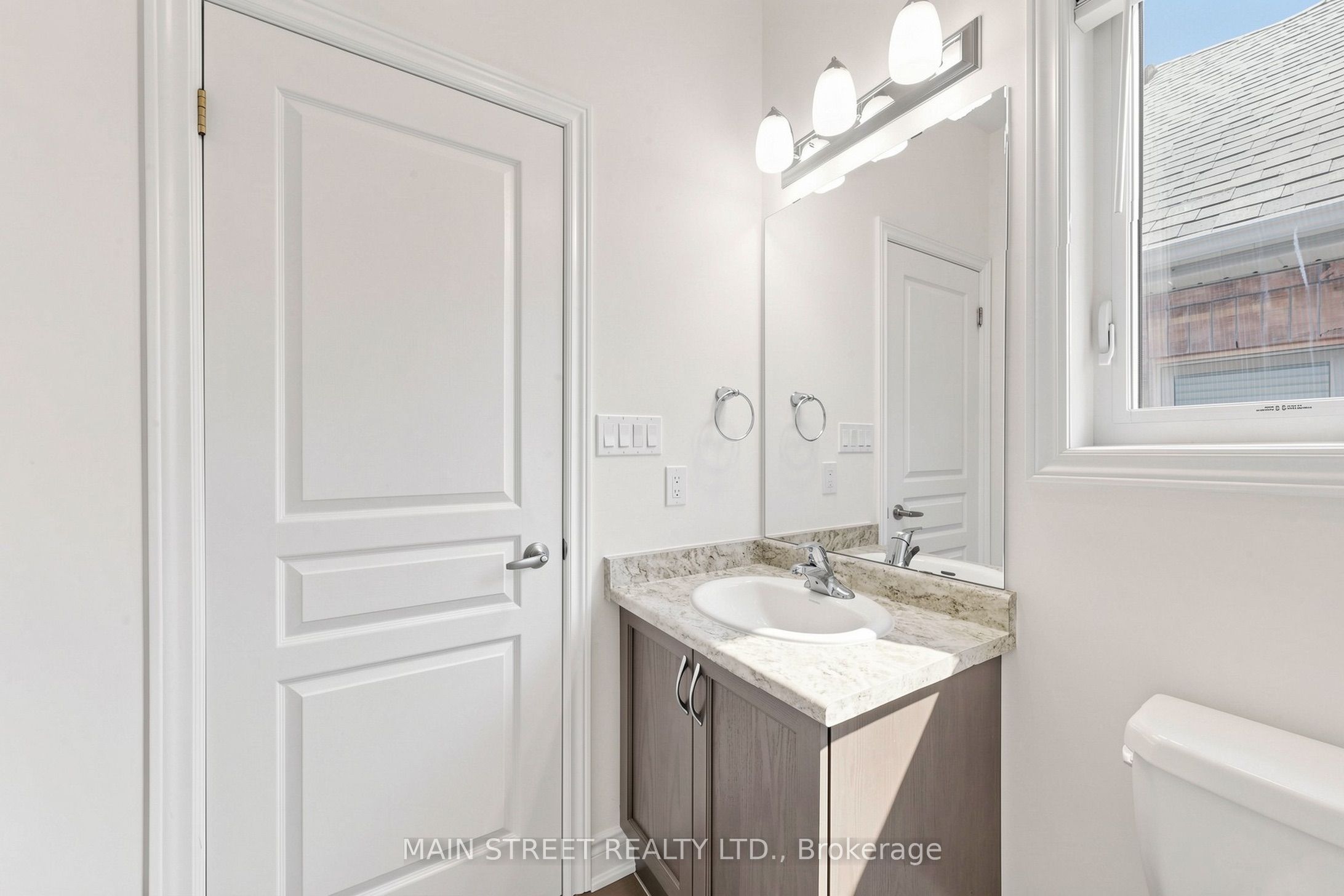 11 Robert Baldwin Boulevard Property Photo 36