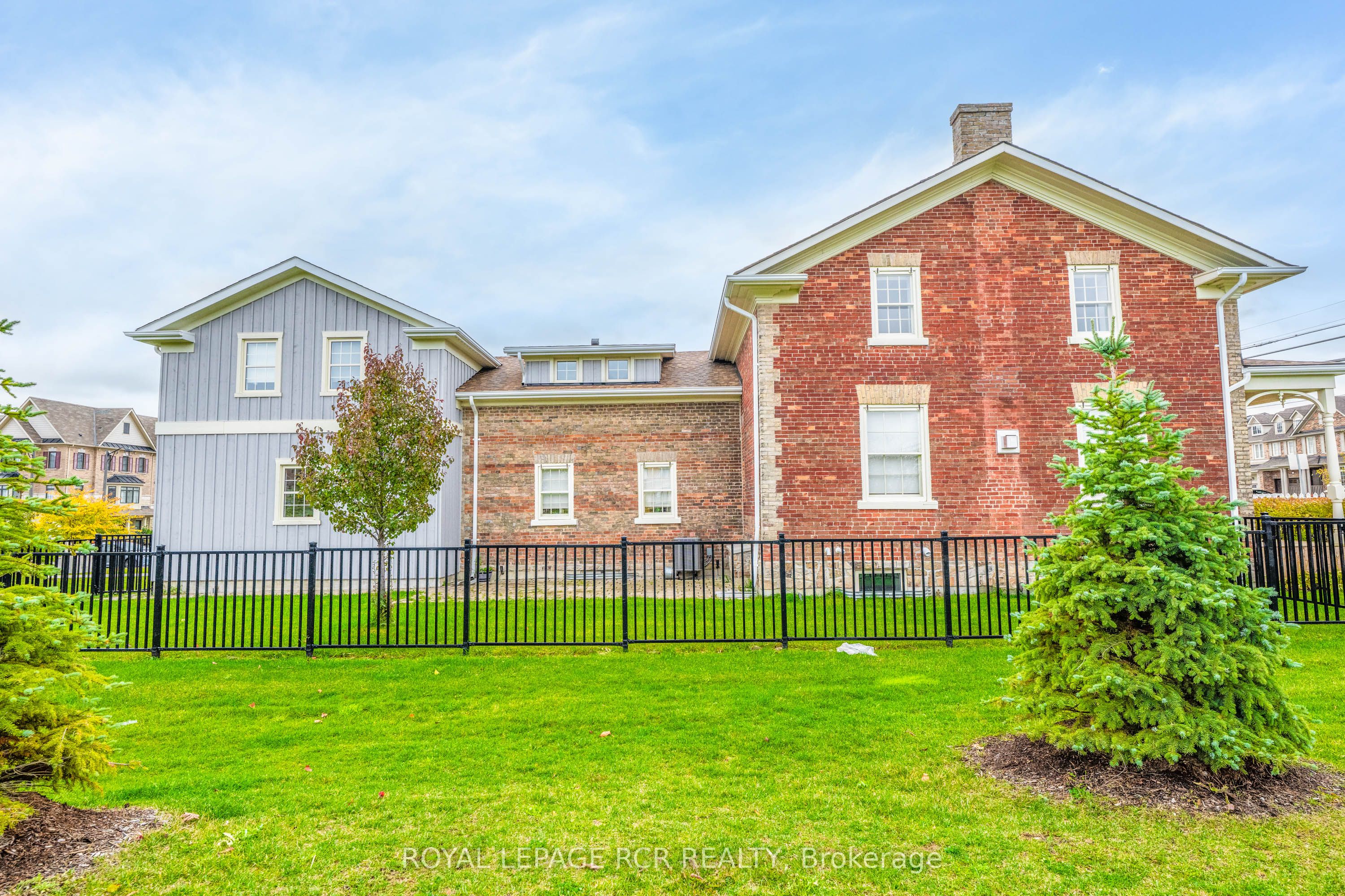 10961 Victoria Square Boulevard Property Photo 2