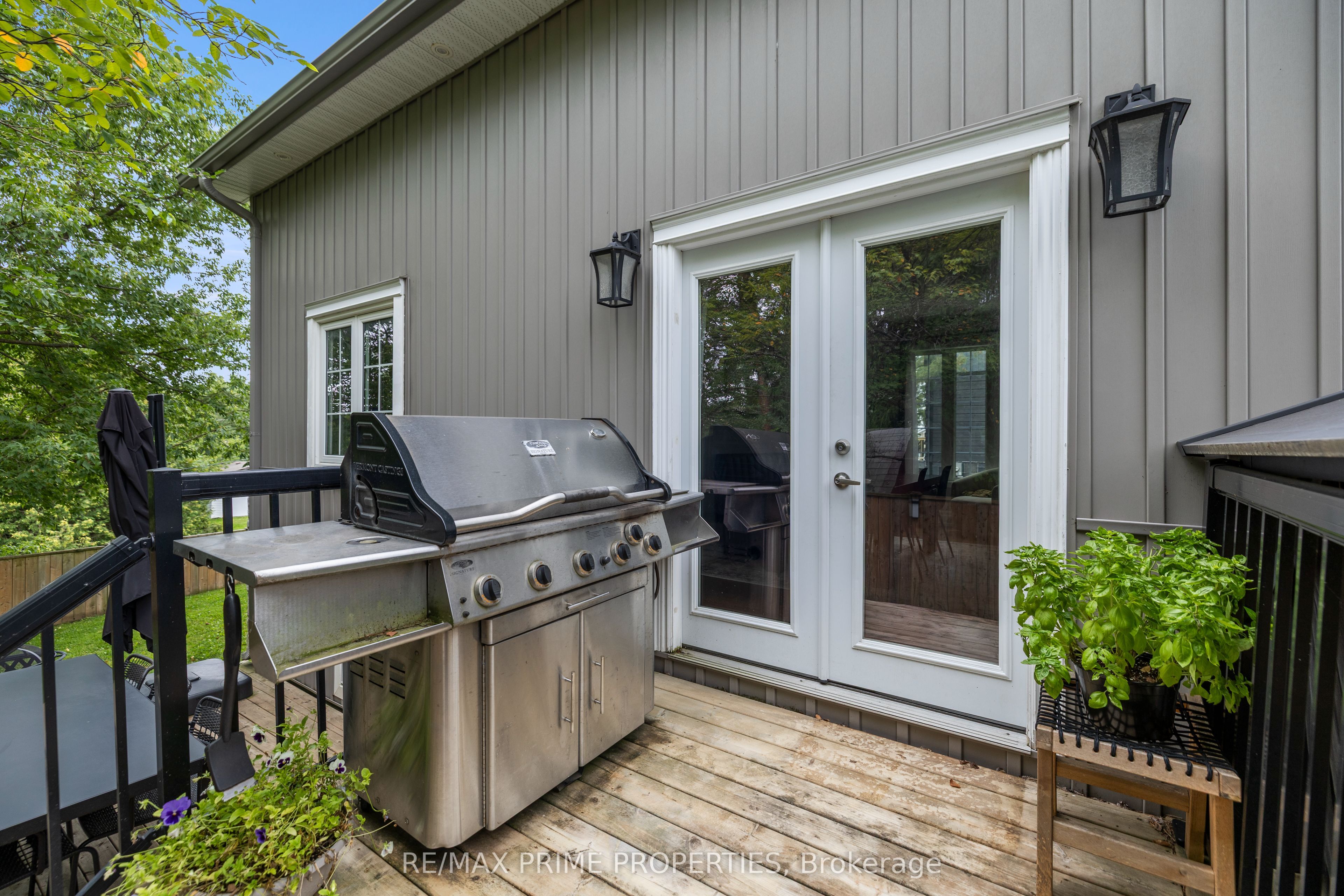54 Valley Road Property Photo 9
