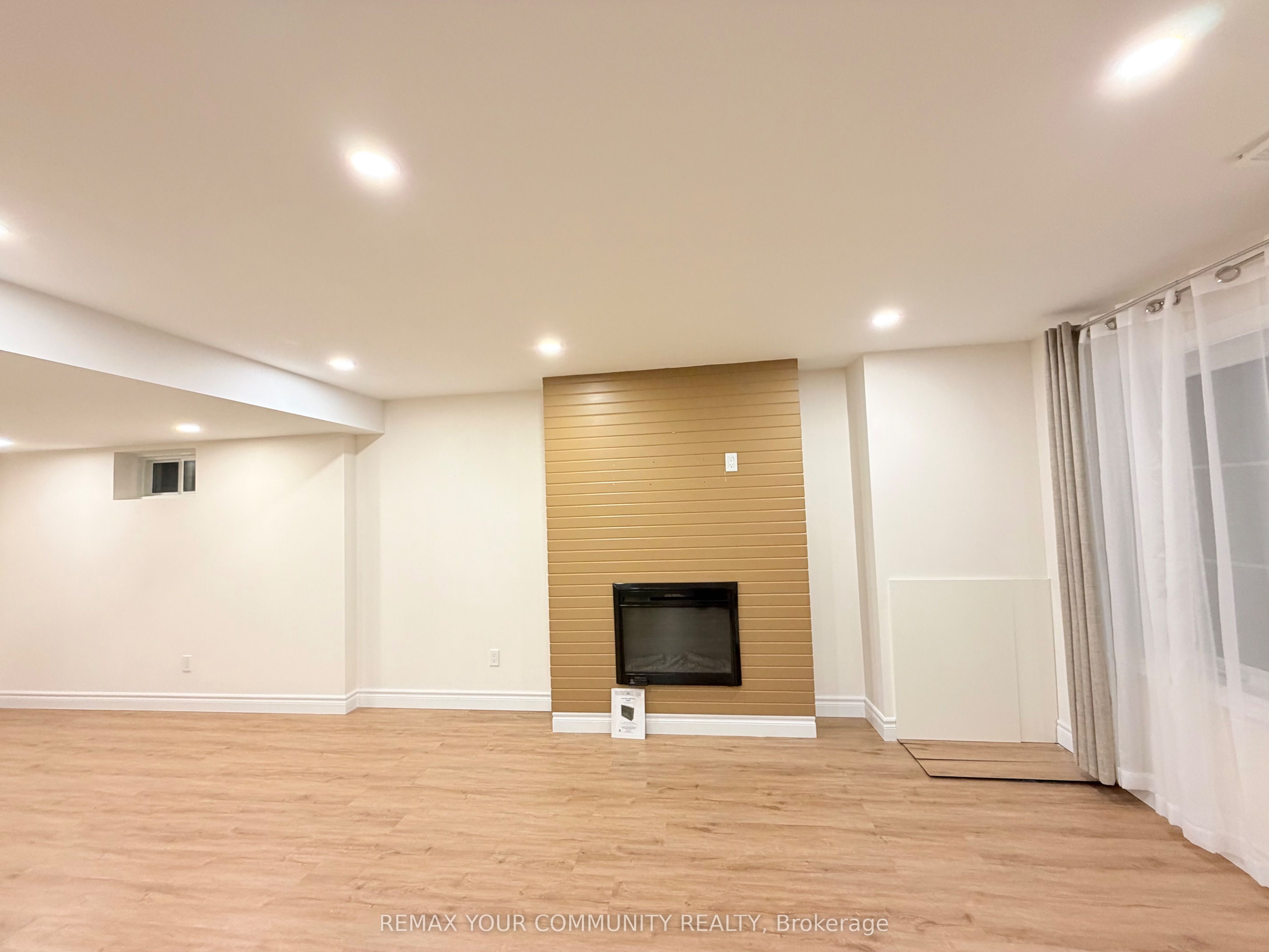 22 Upbound Court Lower Property Photo 6