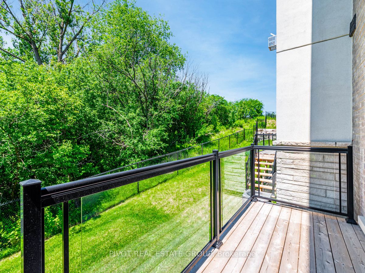 9 Knollview Lane Property Photo 11