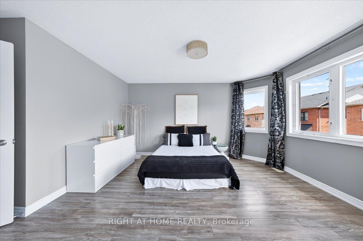 25 Longwood Avenue Property Photo 13