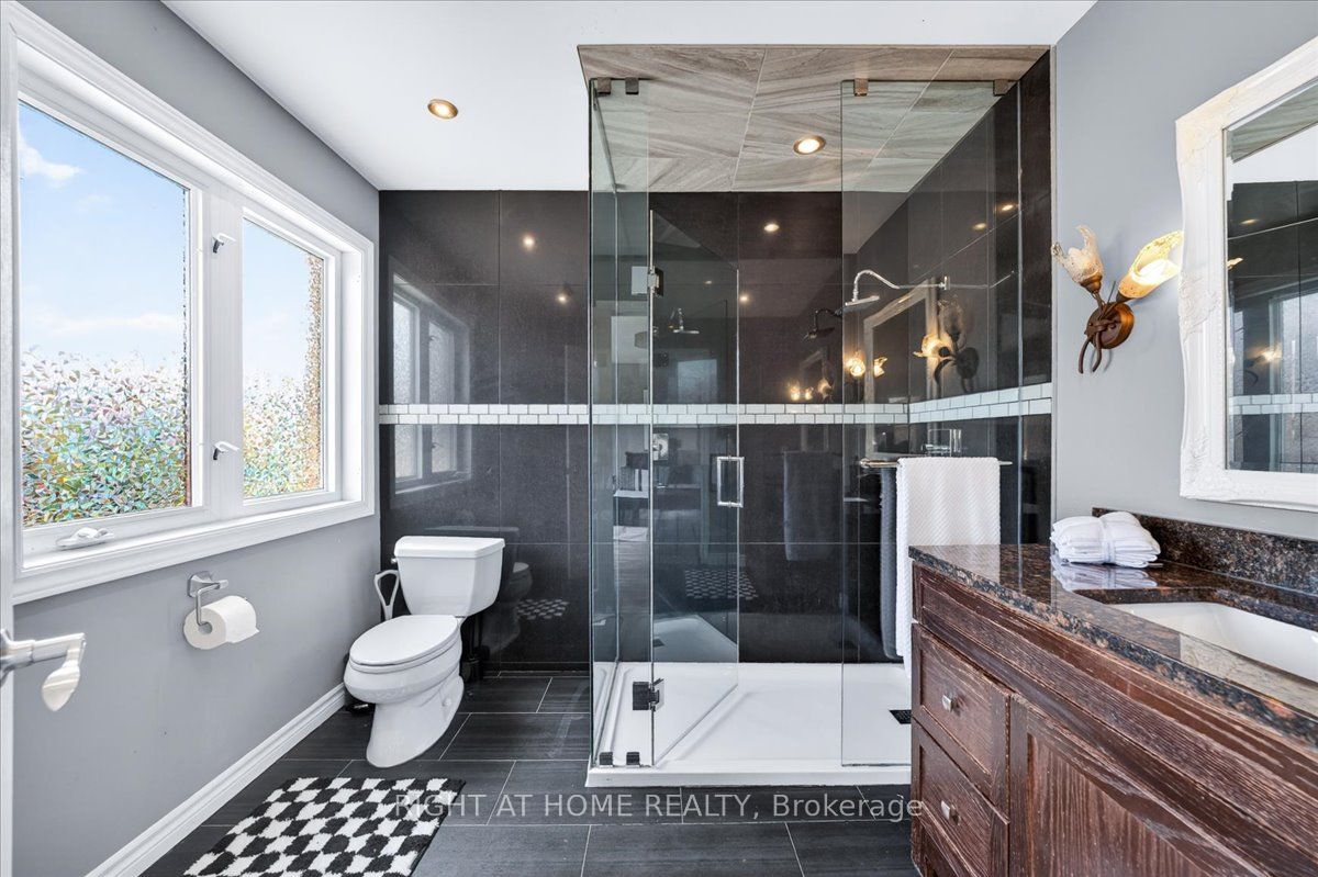 25 Longwood Avenue Property Photo 14