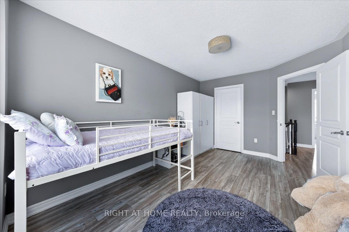 25 Longwood Avenue Property Photo 17