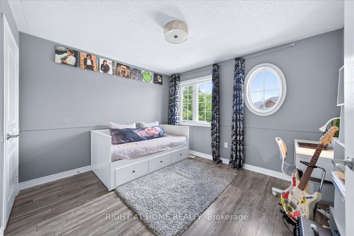 25 Longwood Avenue Property Photo 20