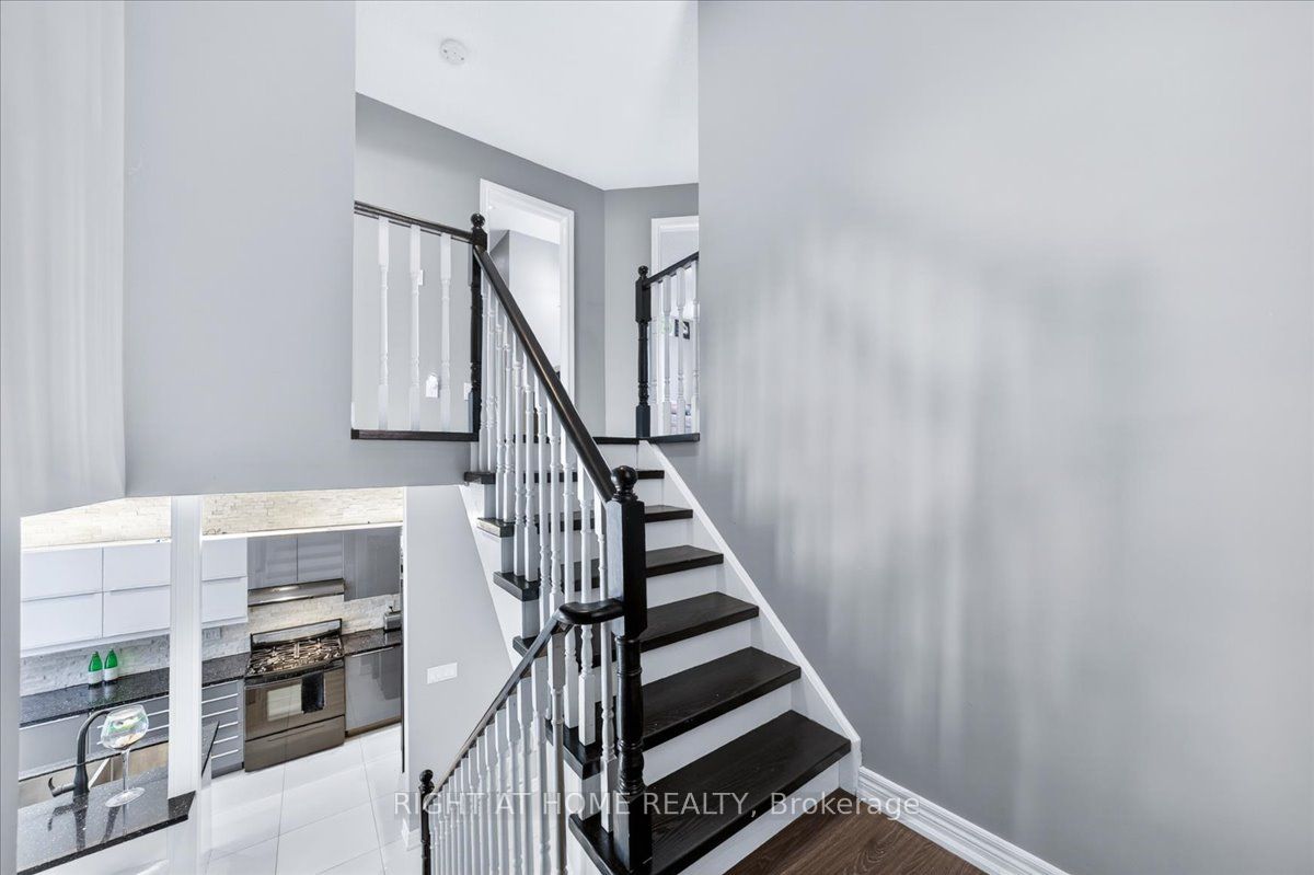 25 Longwood Avenue Property Photo 22