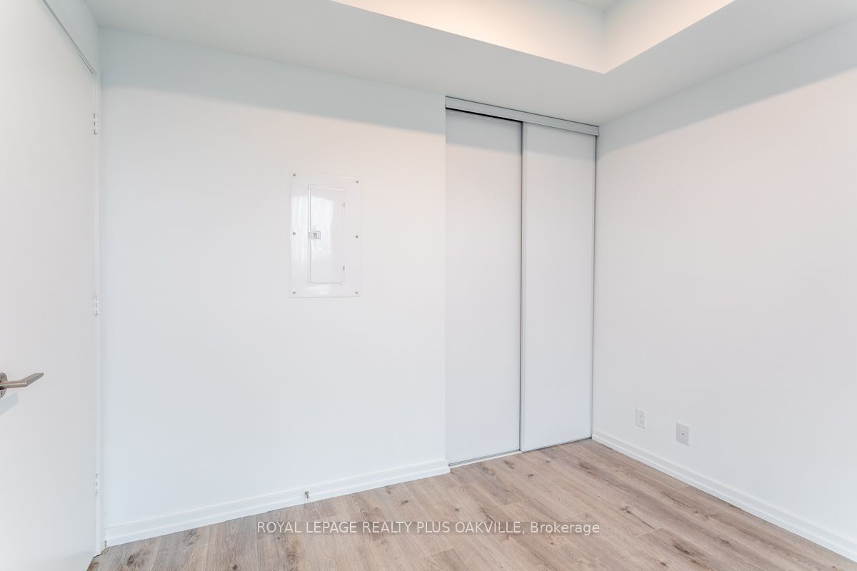 7890 Jane Street 3801 Property Photo 17