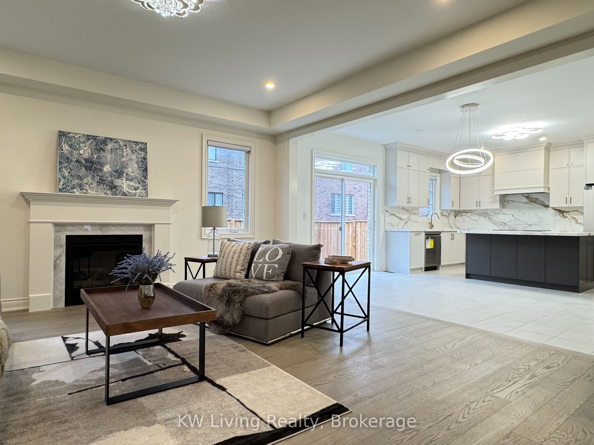 70 Current Drive Property Photo 9
