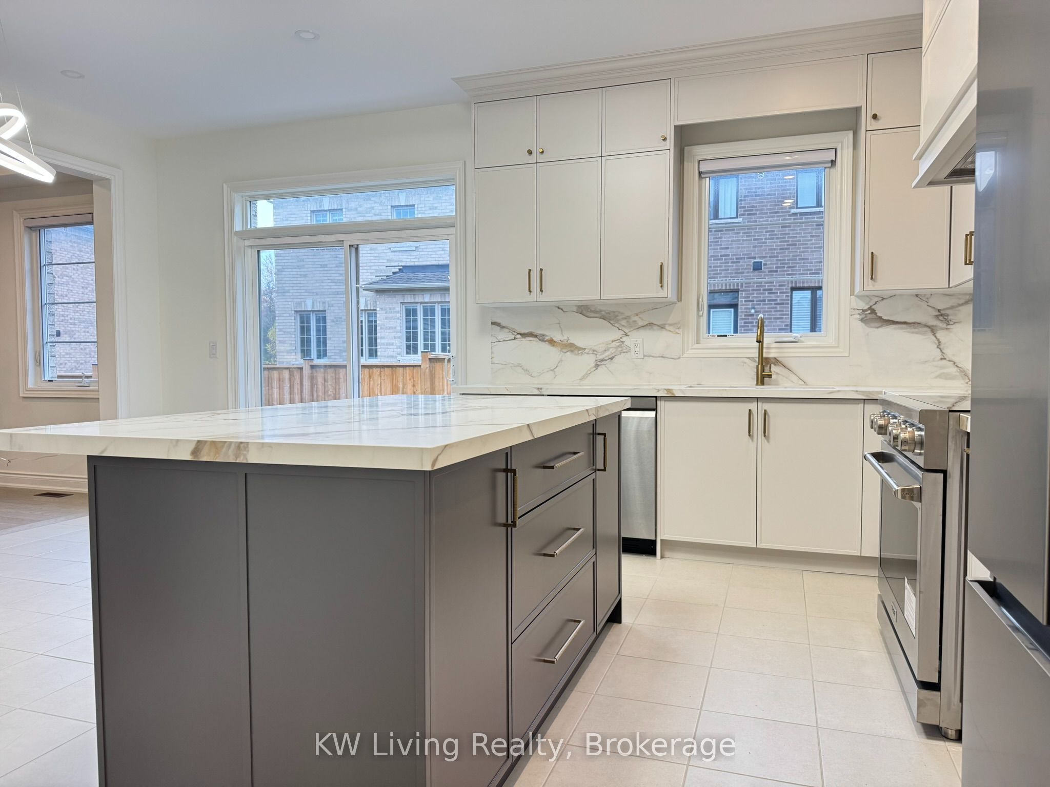 70 Current Drive Property Photo 15
