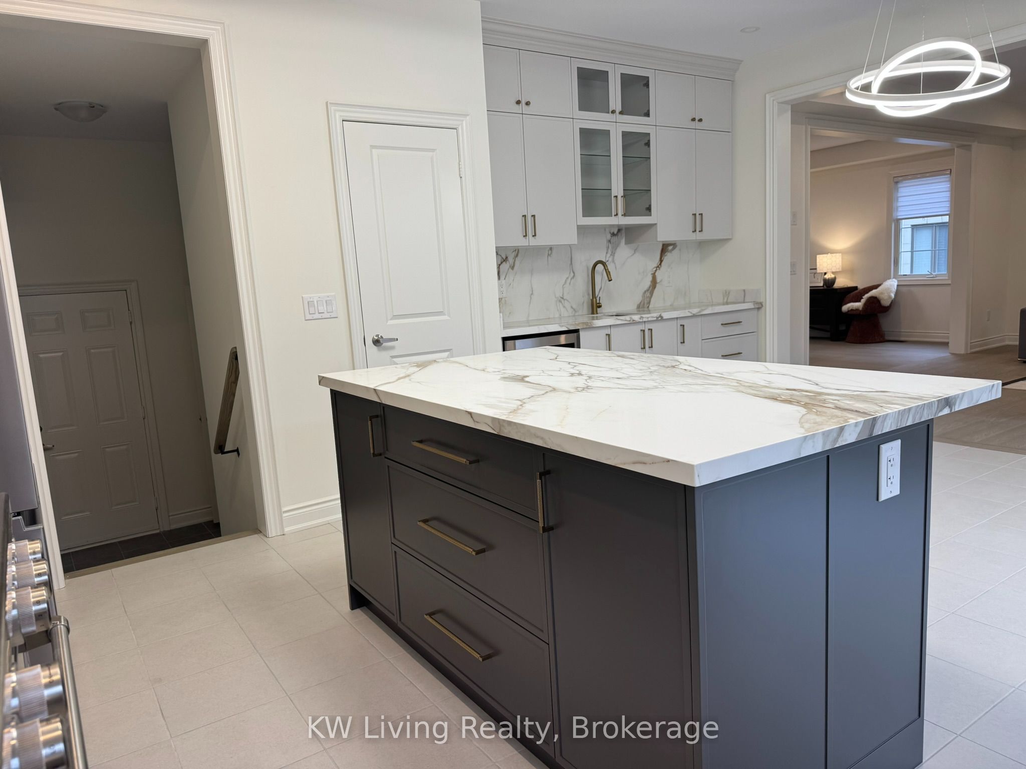 70 Current Drive Property Photo 16