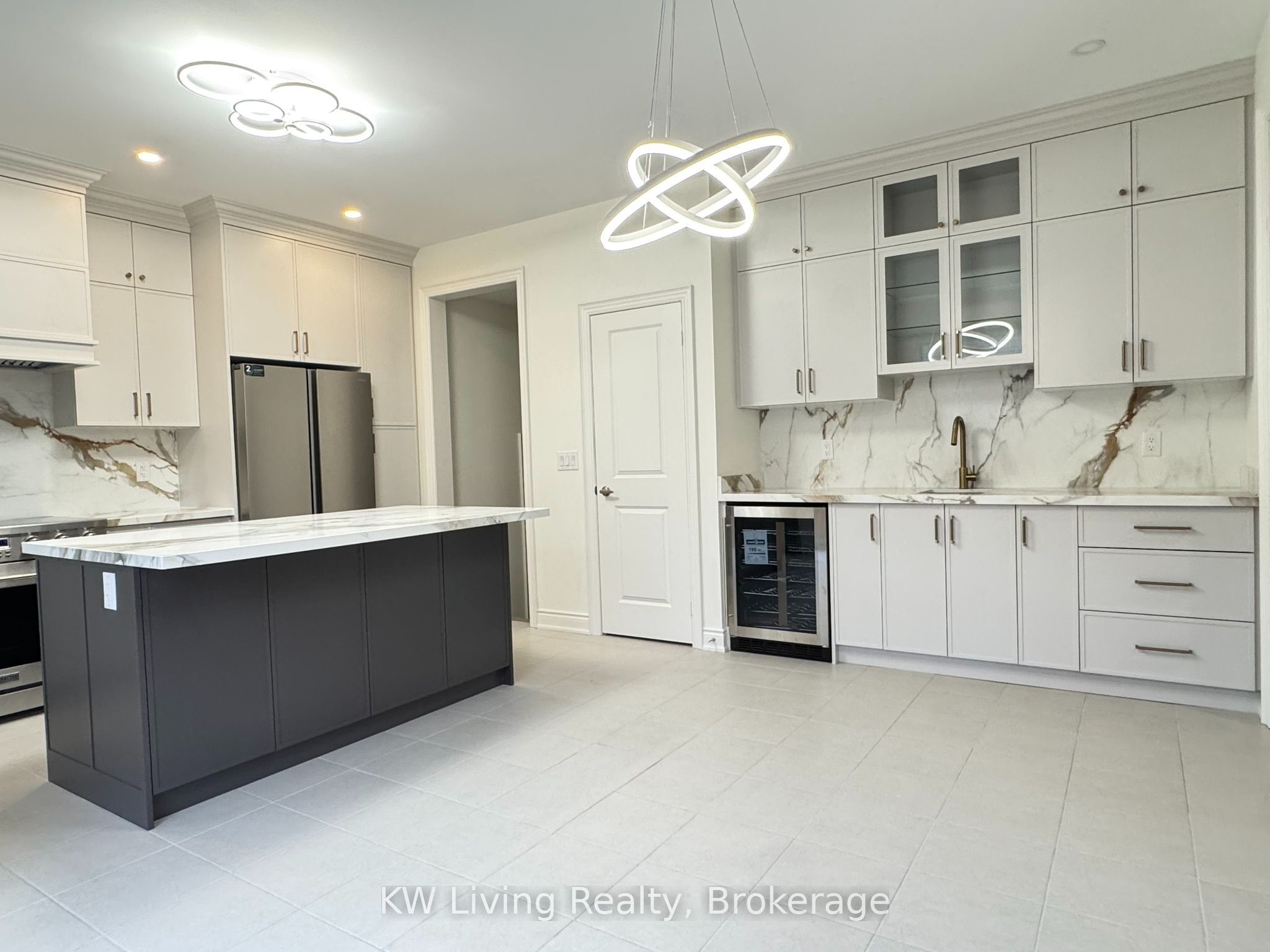 70 Current Drive Property Photo 17