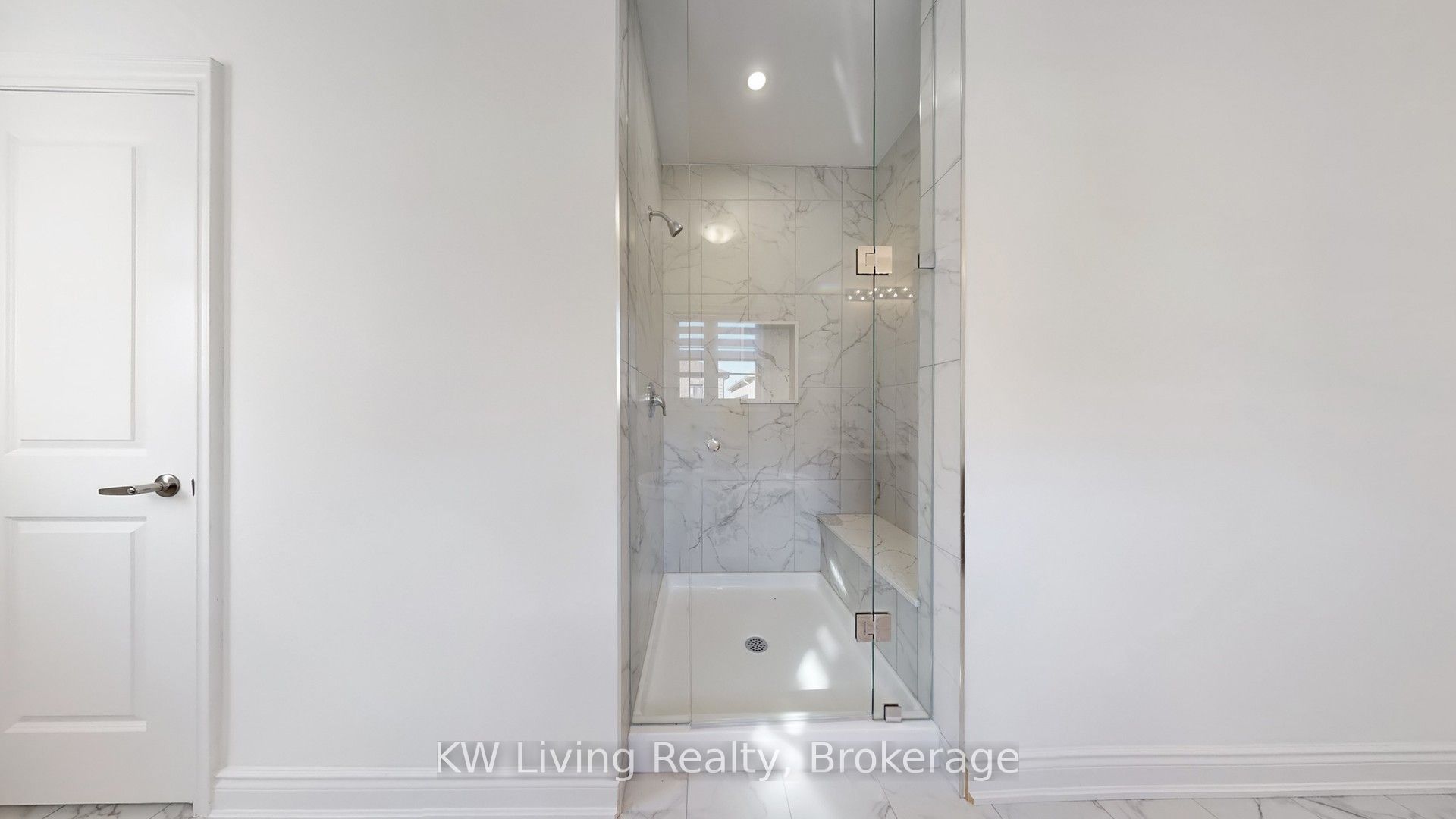70 Current Drive Property Photo 27