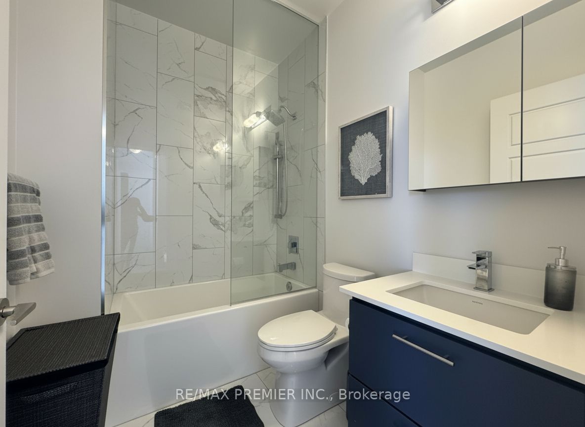 303 Broward Way 99 Property Photo 14