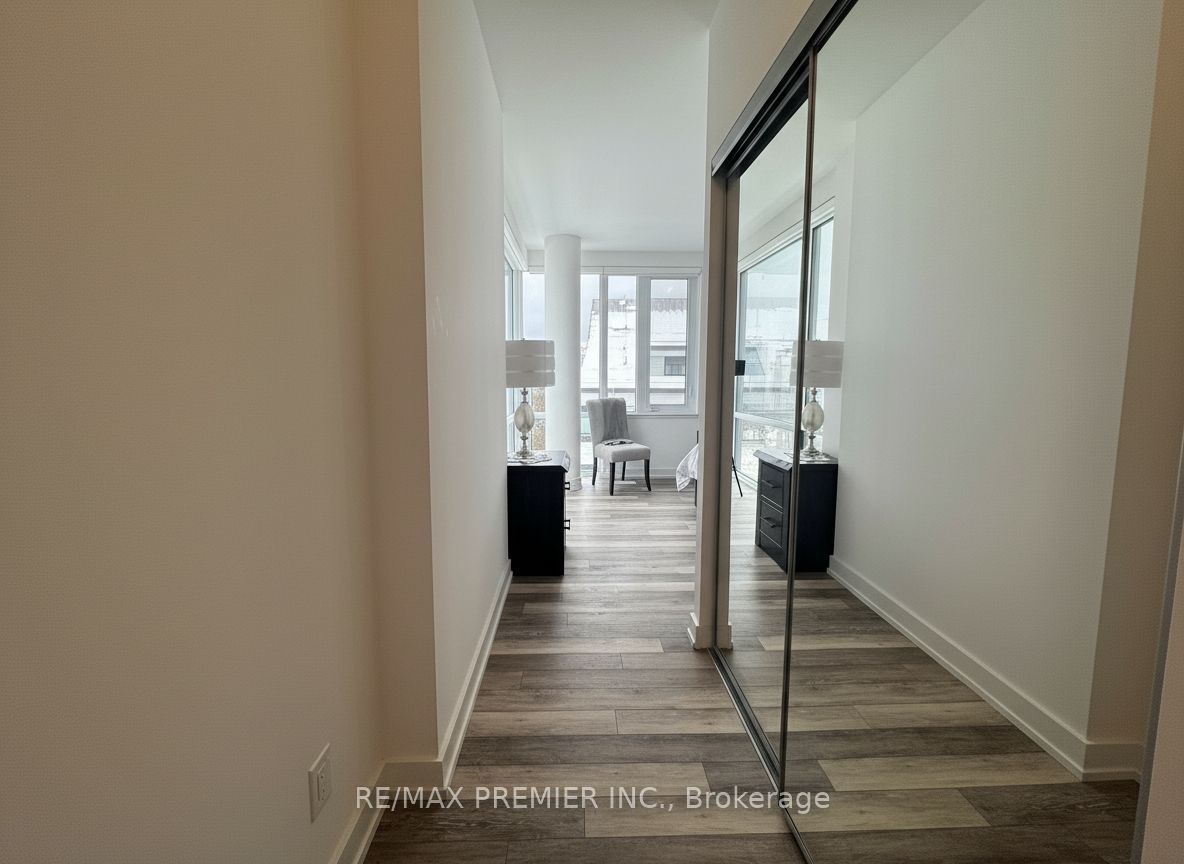303 Broward Way 99 Property Photo 15