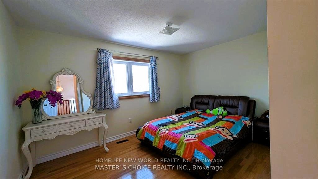 6 Farmstead Road Property Photo 7