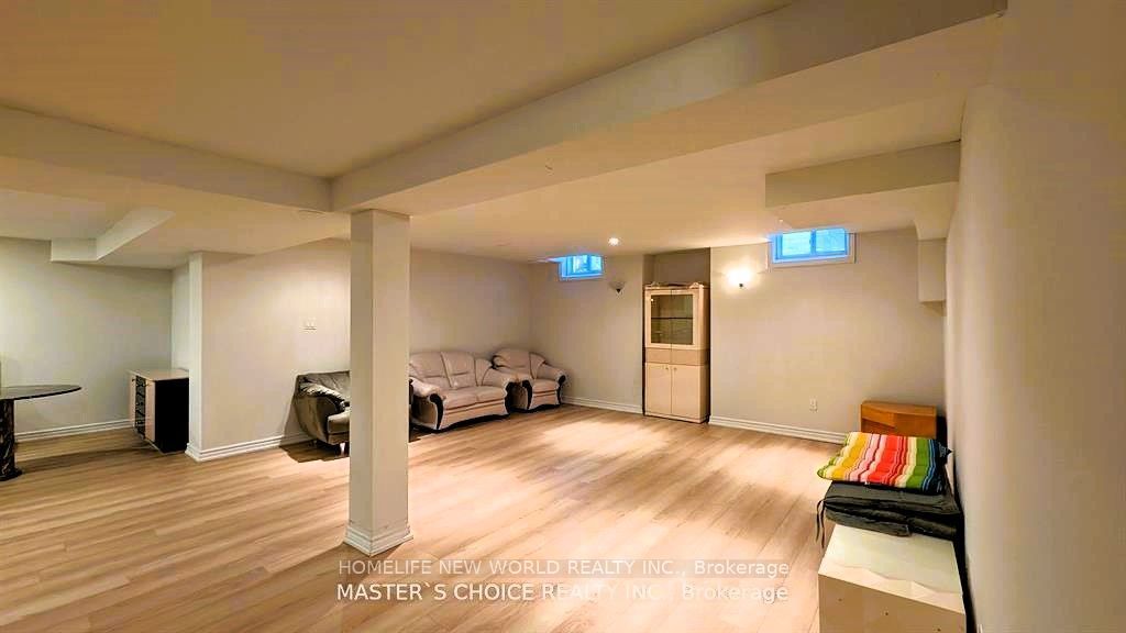 6 Farmstead Road Property Photo 14