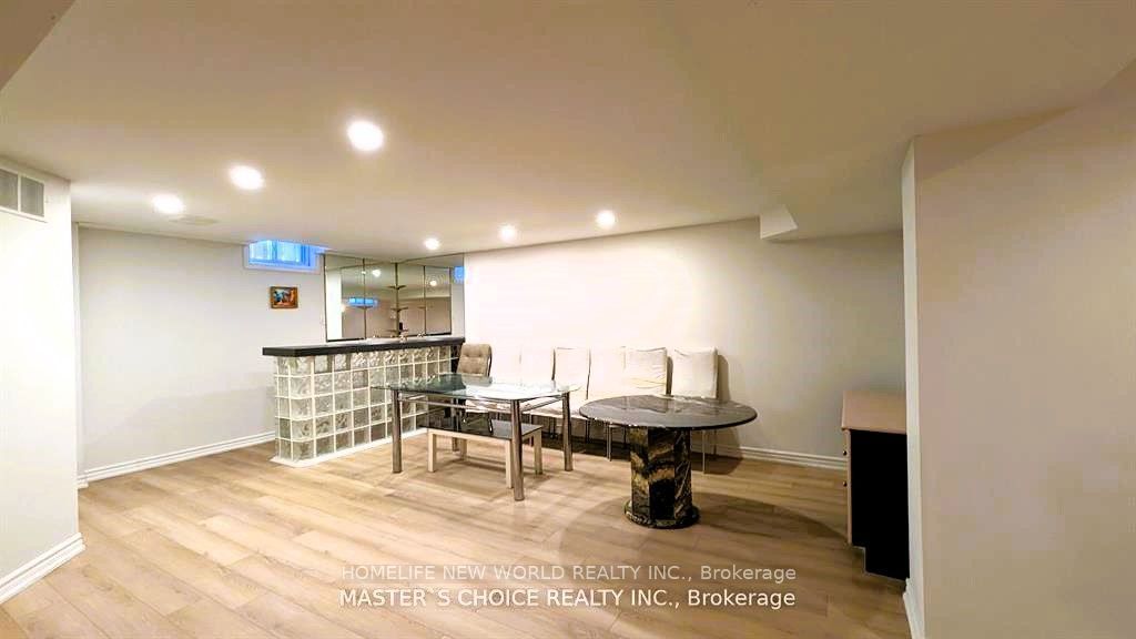 6 Farmstead Road Property Photo 16